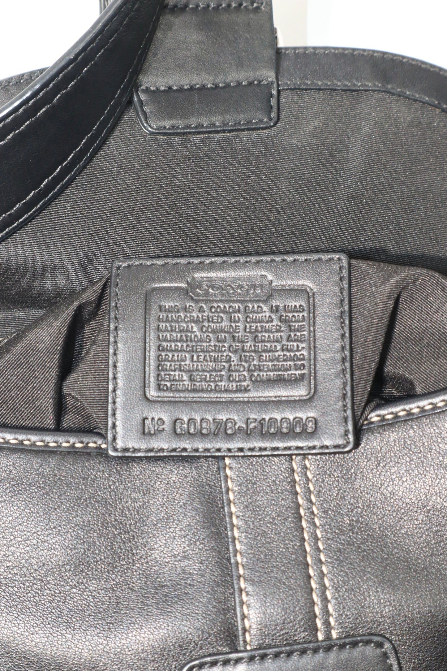 Coach 2008 Vintage Y2K Soho Leather Belt Shoulder Bag in Black Leather - Girl Seazon