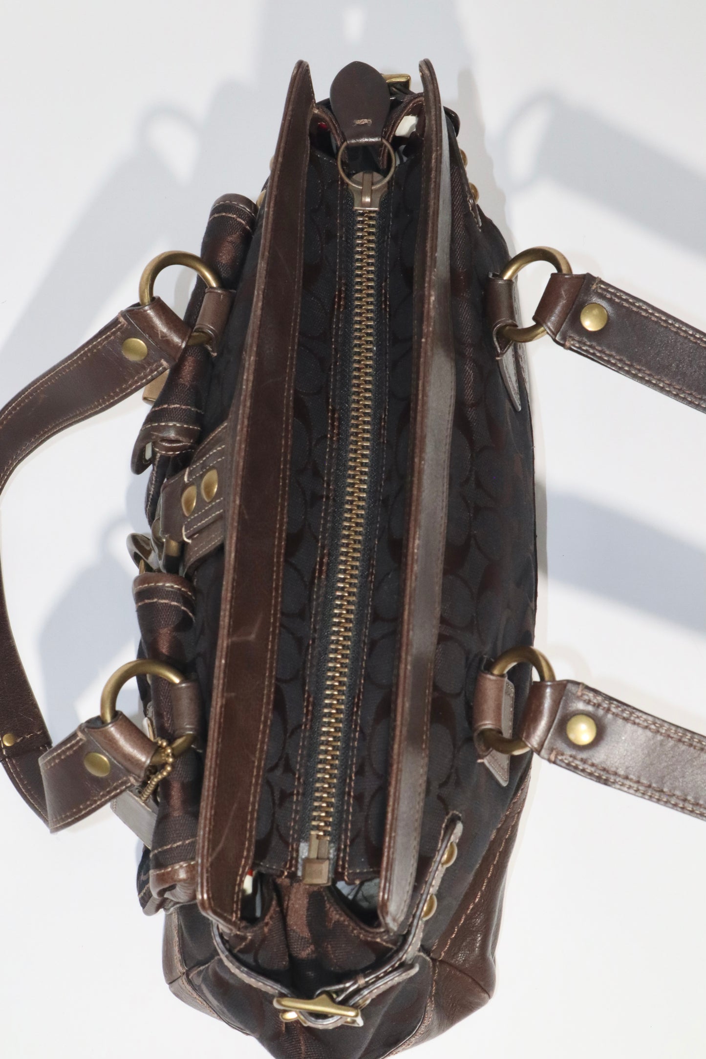 Coach Vintage 2007 Leather Satchel Gardenia in Brown - Girl Seazon