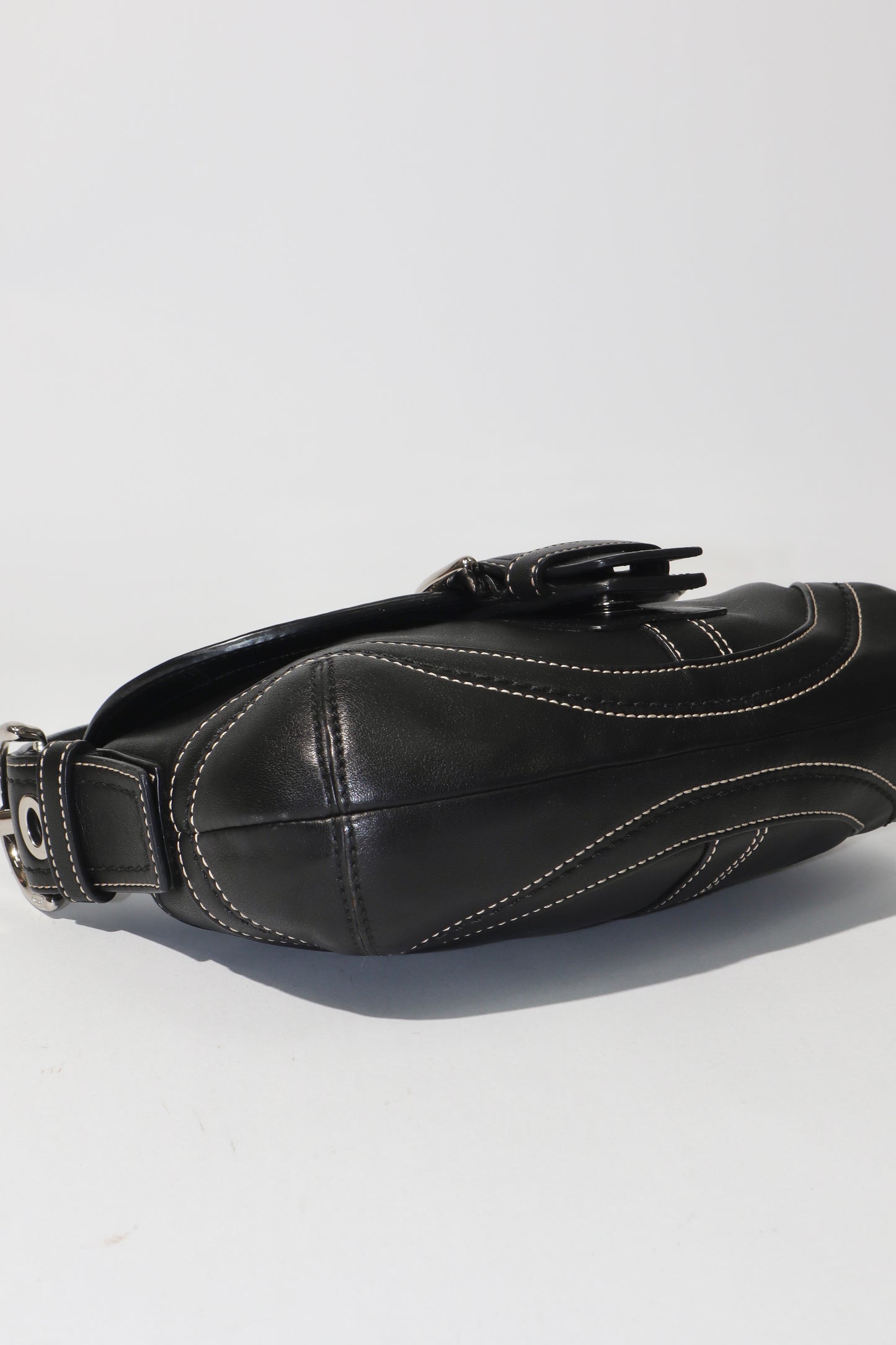 Coach 2008 Vintage Y2K Soho Leather Belt Shoulder Bag in Black Leather - Girl Seazon
