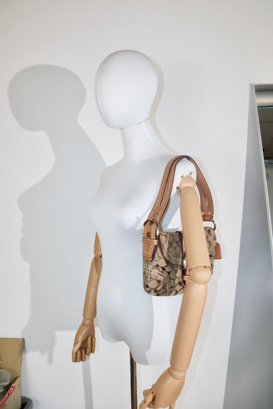 Coach Vintage 2007 Y2K Soho Belt Shoulder Bag in Tan - 100602