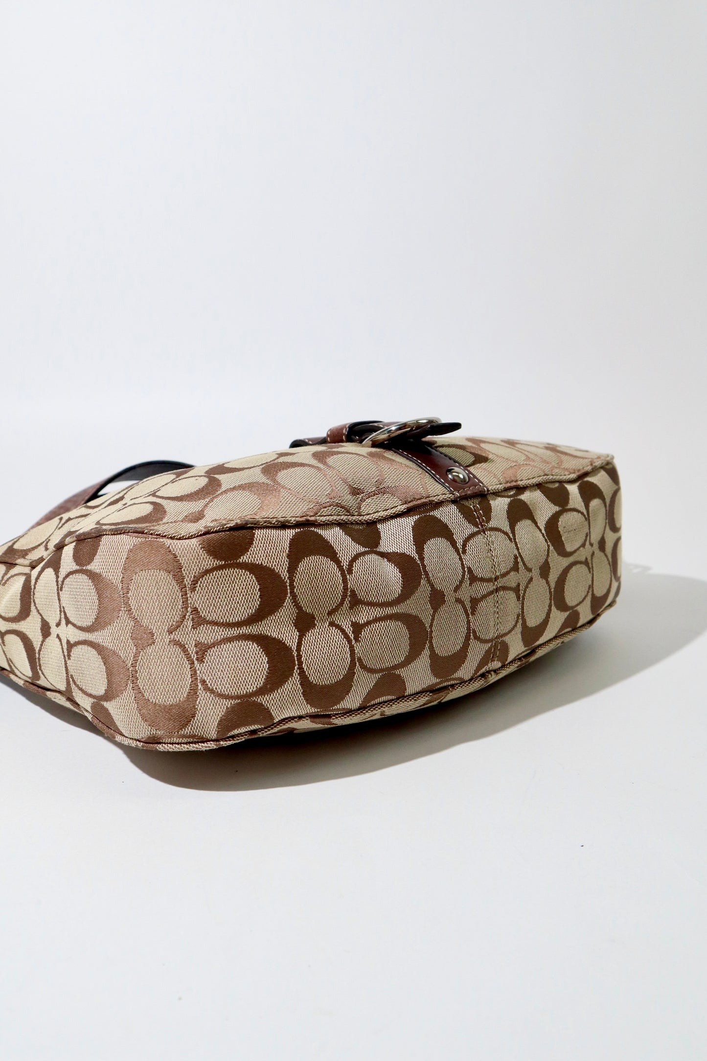 Coach Hamptons Hobo – Brown – Style F14447