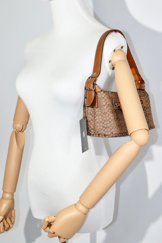 Vintage Coach Signature Shoulder Bag in Brown (6332)