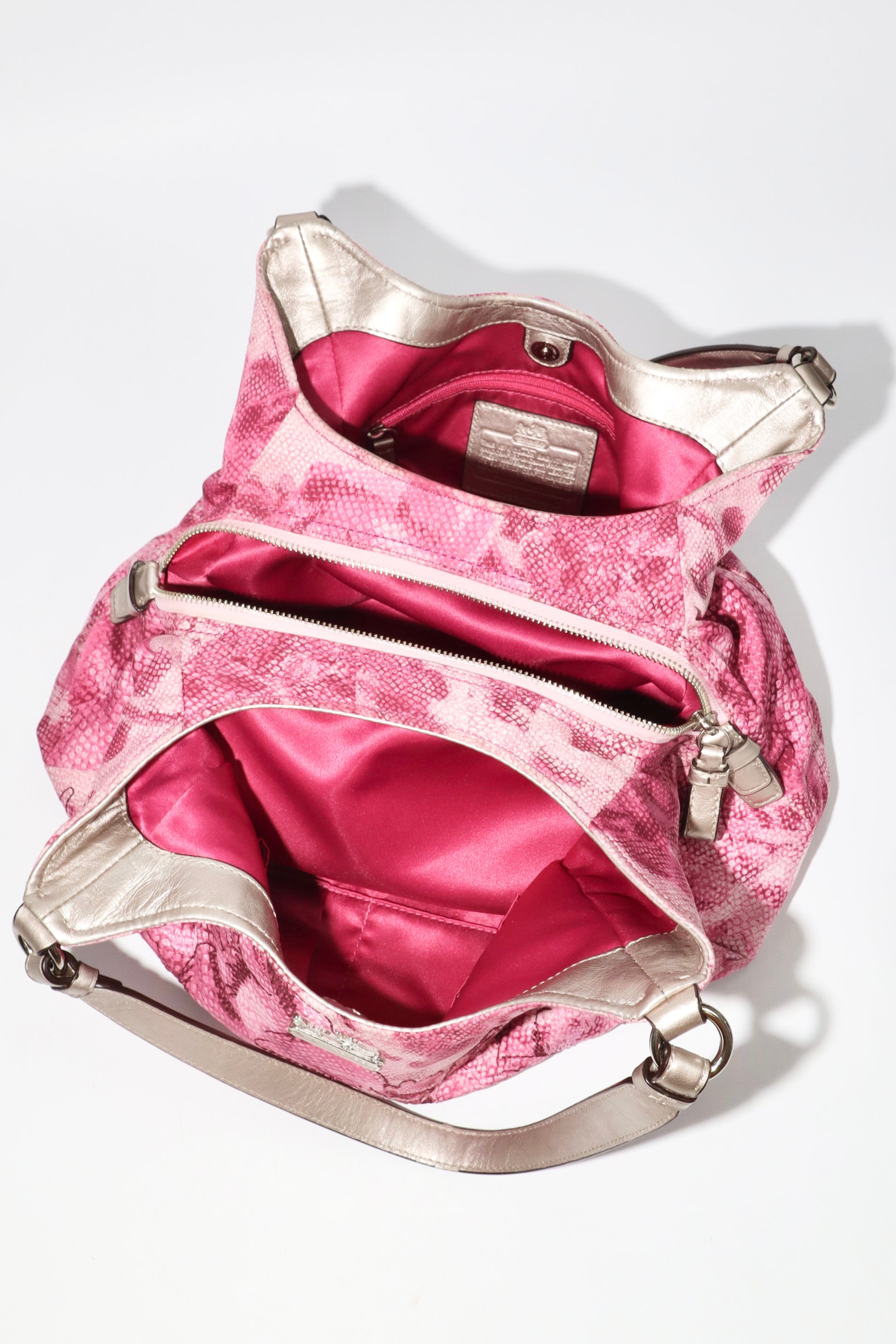 Vintage Coach 2002 Pink Floral Fabric Maggie Shoulder Bag - Girl Seazon