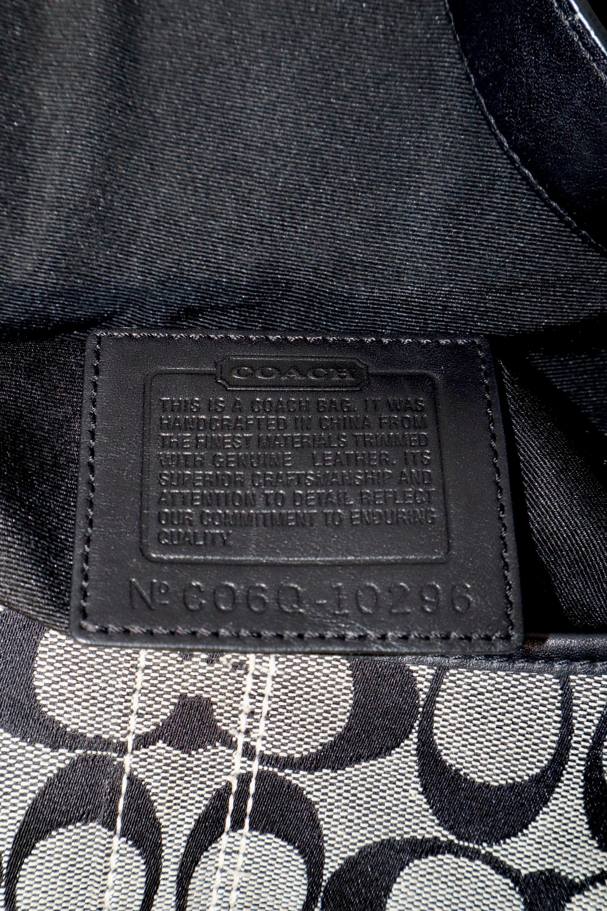 Coach Vintage 2006 Soho Belt Shoulder Bag in Canvas Black/Grey - Girl Seazon