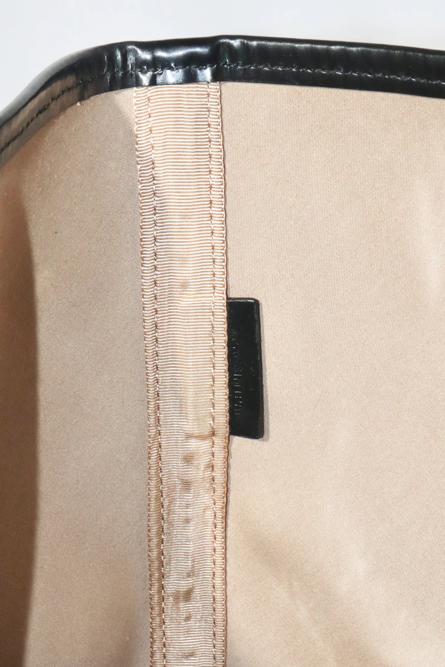 Burberry Pre-Loved Nova Check Tote - Girl Seazon