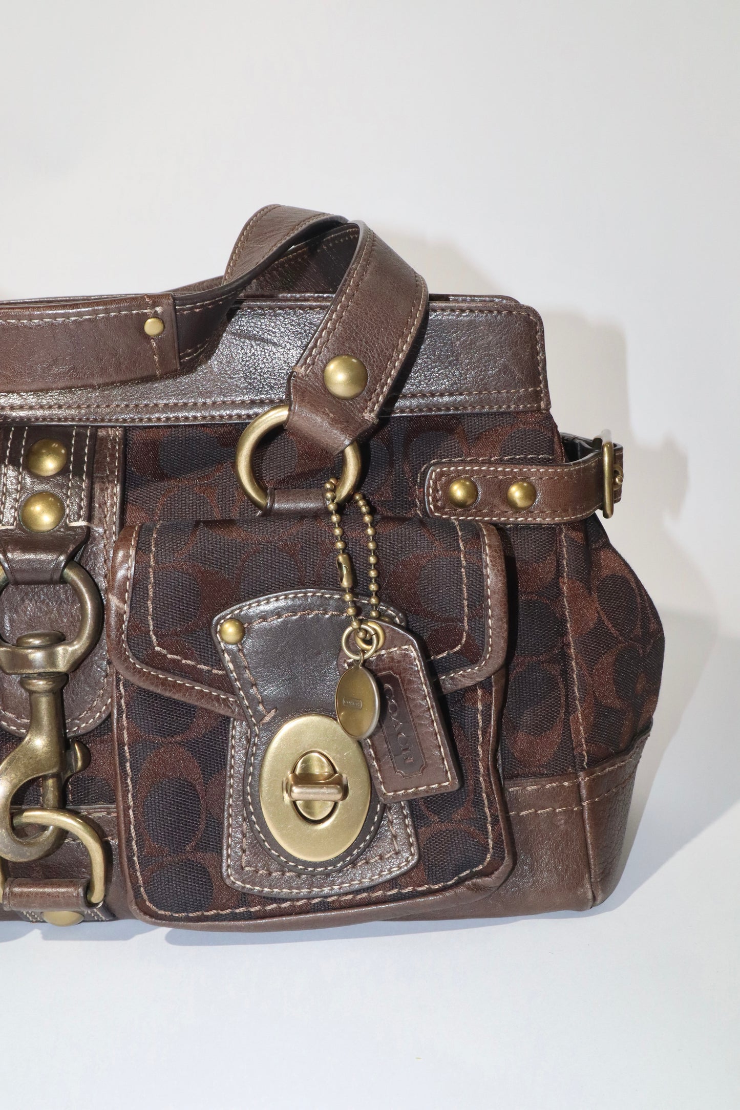 Coach Vintage 2007 Leather Satchel Gardenia in Brown - Girl Seazon