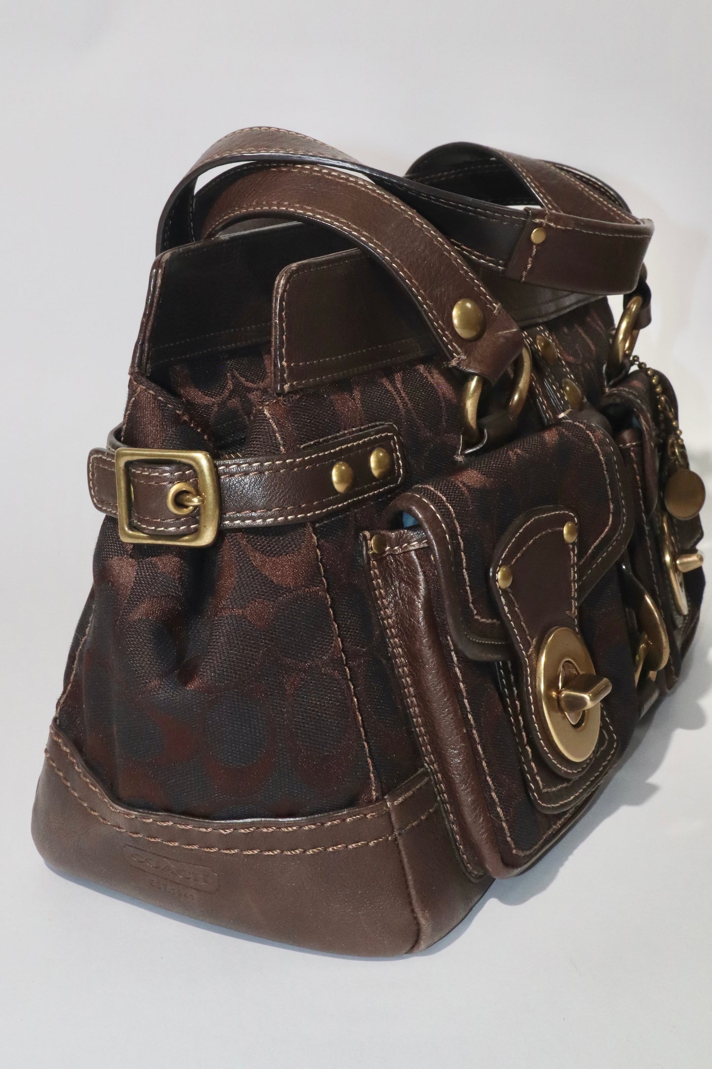 Coach Vintage 2007 Leather Satchel Gardenia in Brown - Girl Seazon