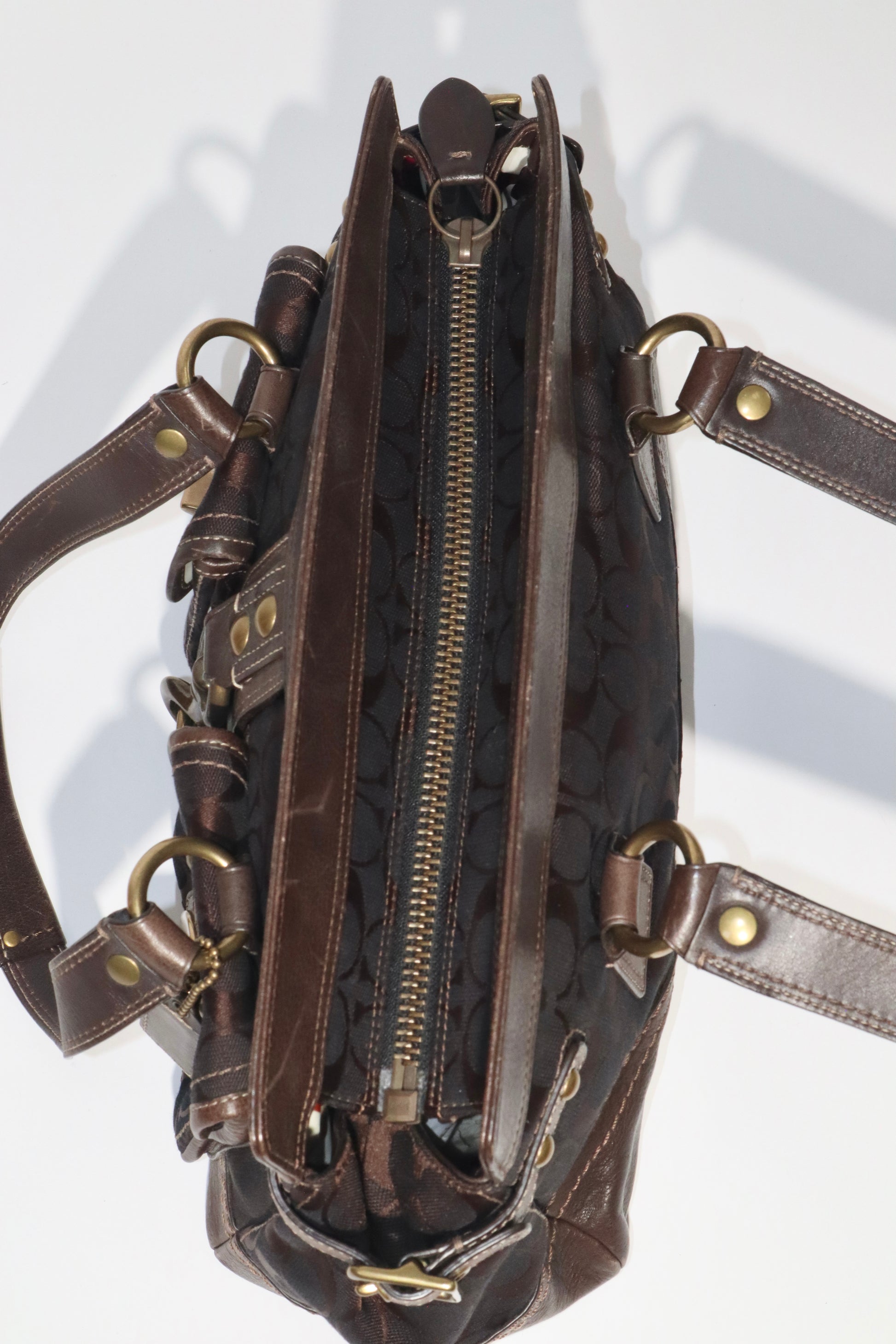 Coach Vintage 2007 Leather Satchel Gardenia in Brown - Girl Seazon