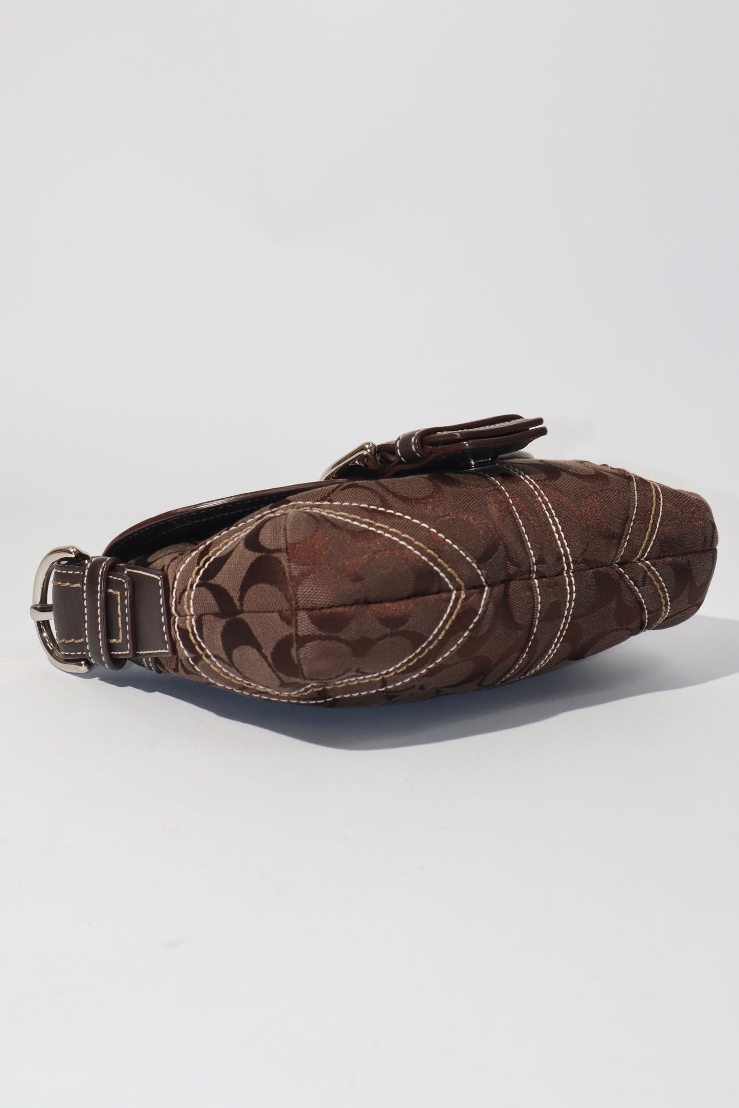 Coach Vintage 2006 Y2K Soho Belt Shoulder Bag in Brown - Girl Seazon