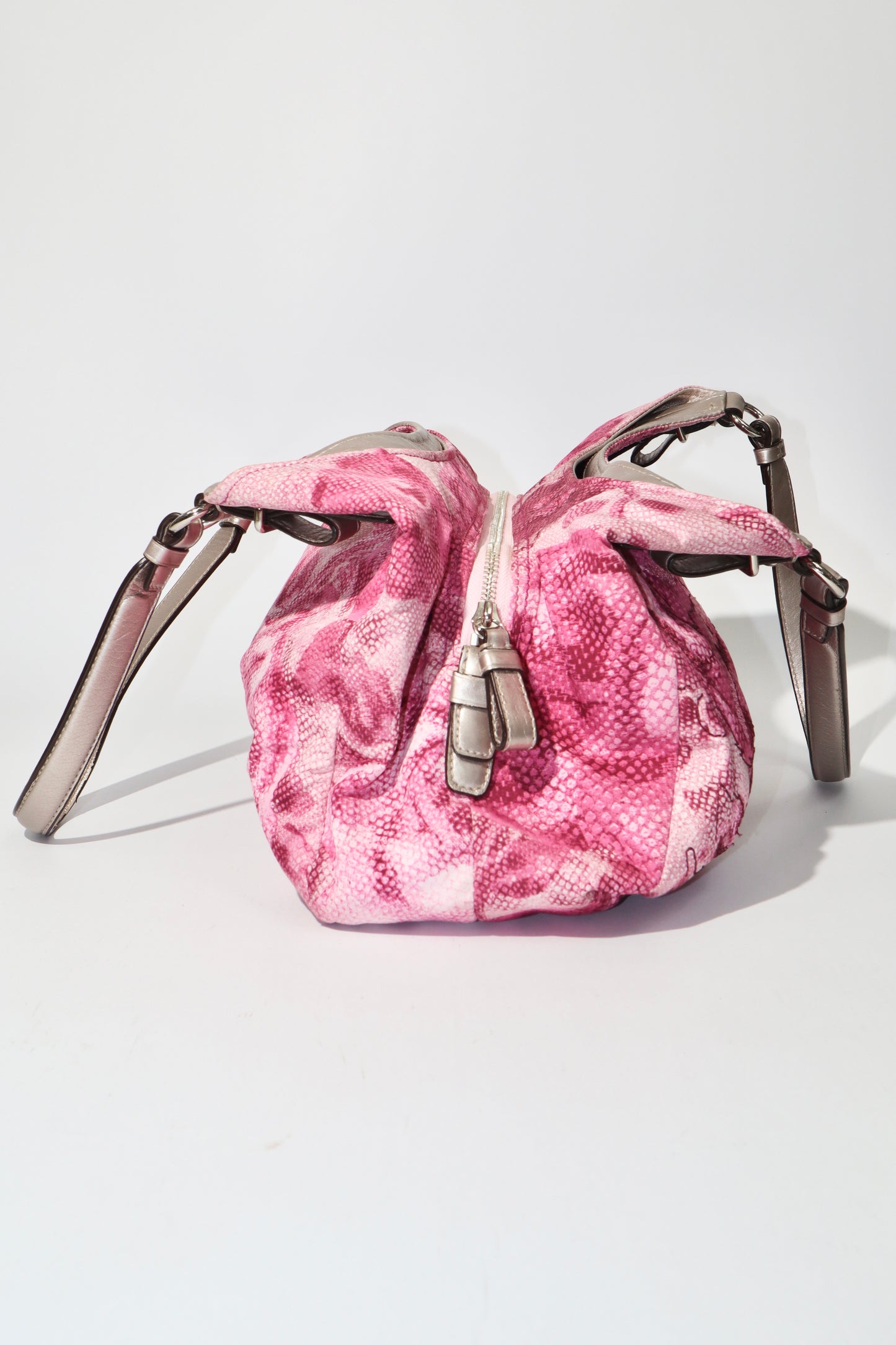 Vintage Coach 2002 Pink Floral Fabric Maggie Shoulder Bag - Girl Seazon