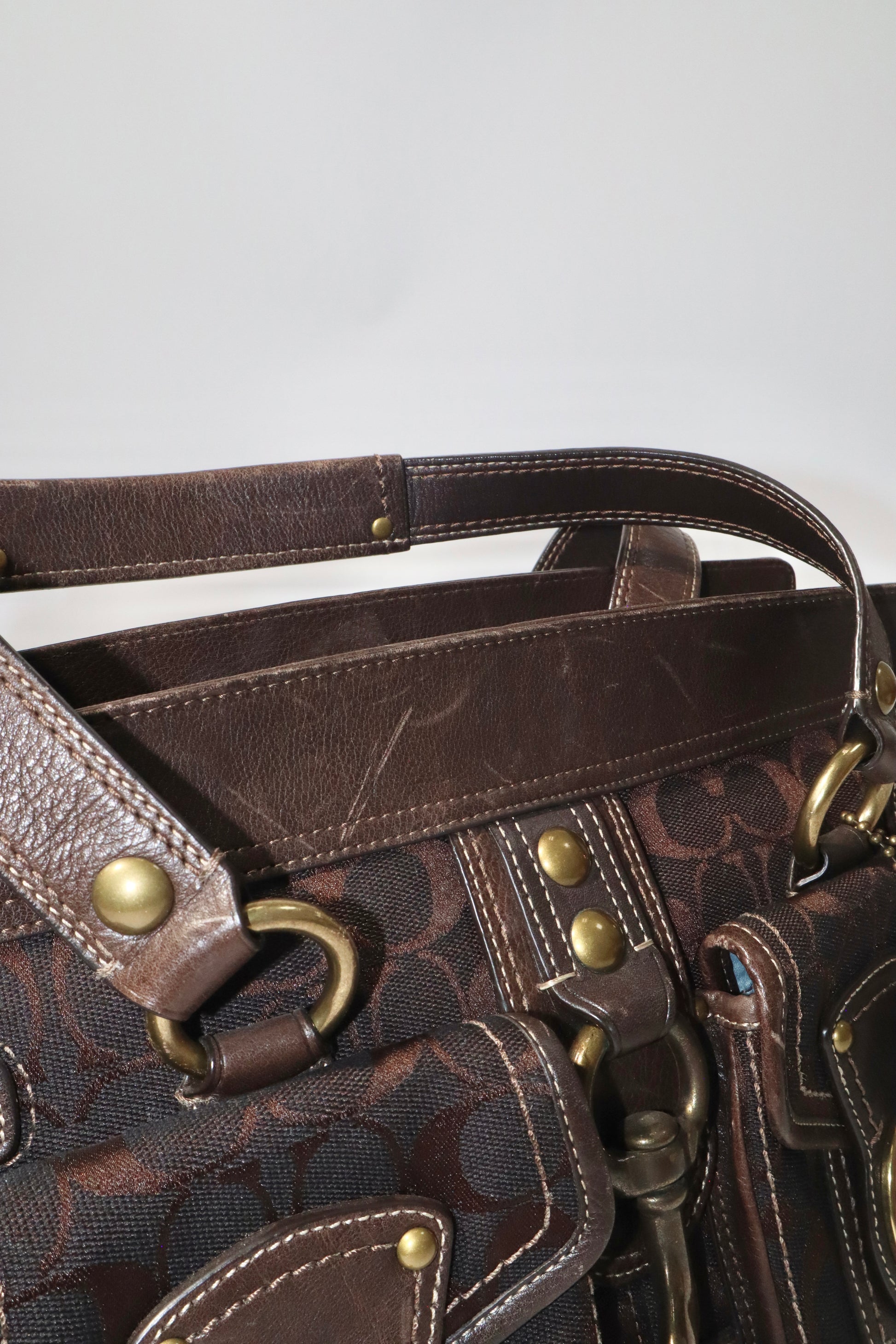 Coach Vintage 2007 Leather Satchel Gardenia in Brown - Girl Seazon