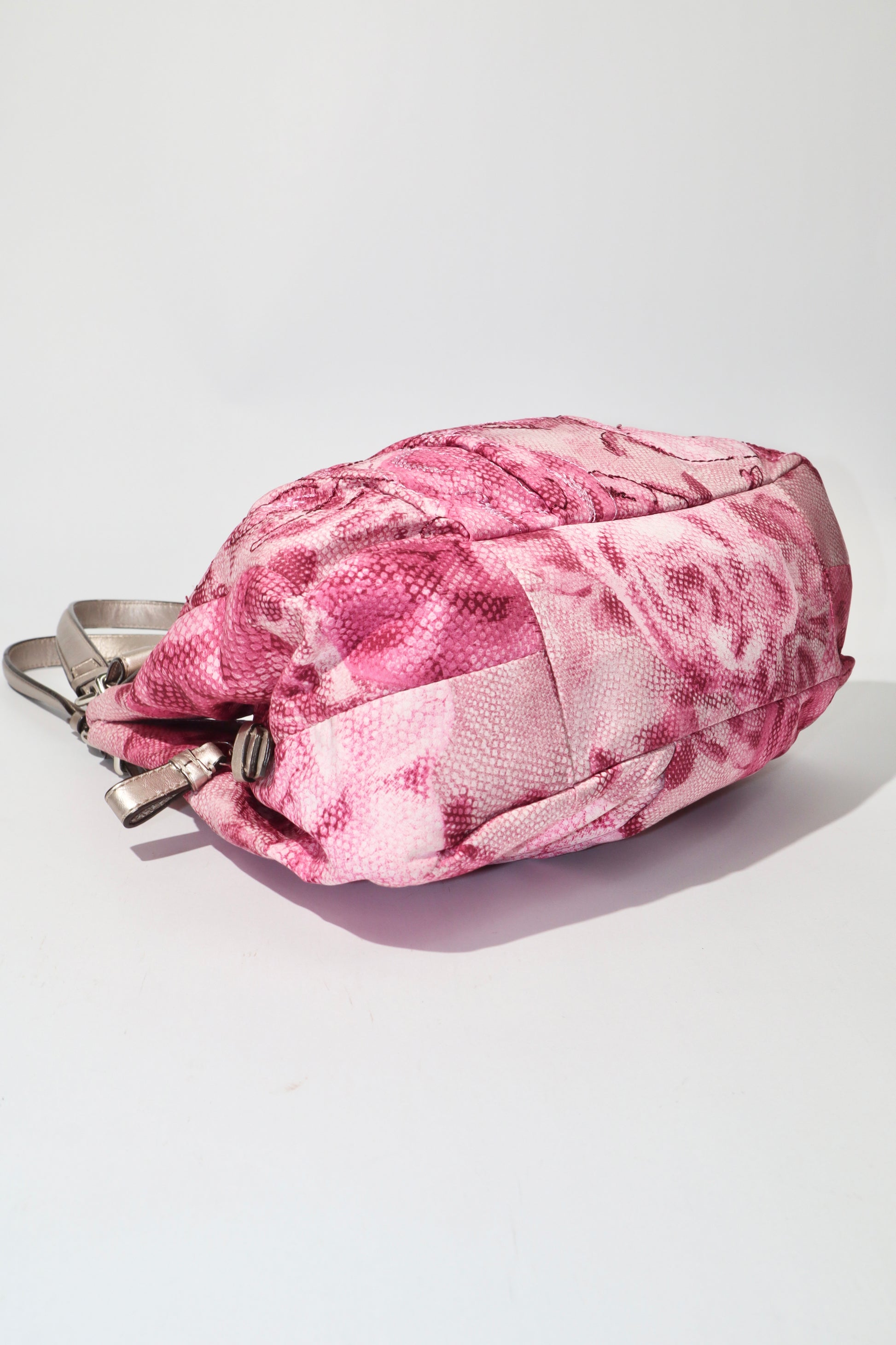 Vintage Coach 2002 Pink Floral Fabric Maggie Shoulder Bag - Girl Seazon