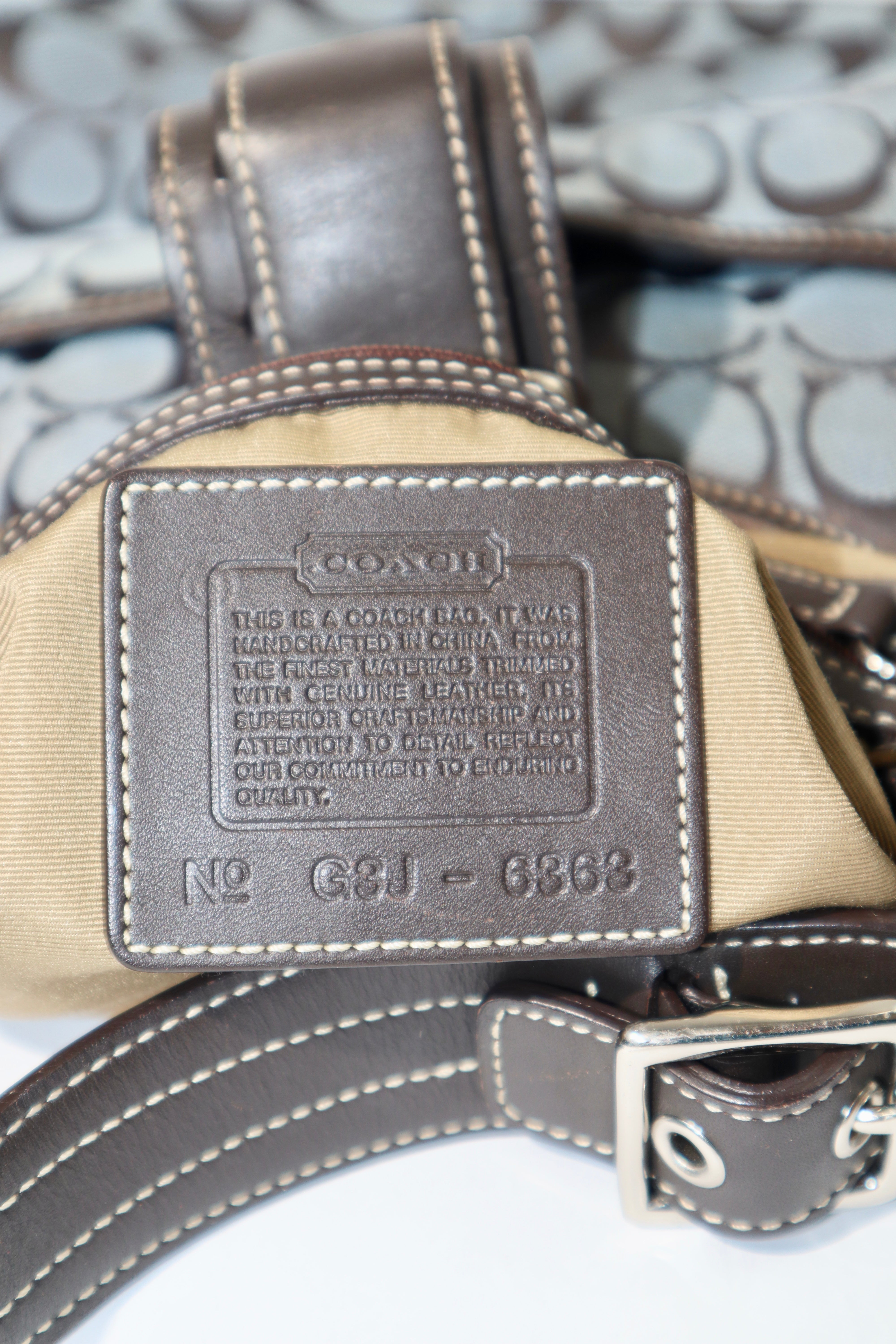 Coach Vintage 2003 Y2K Soho Half Moon Shoulder Bag in Navy & Brown