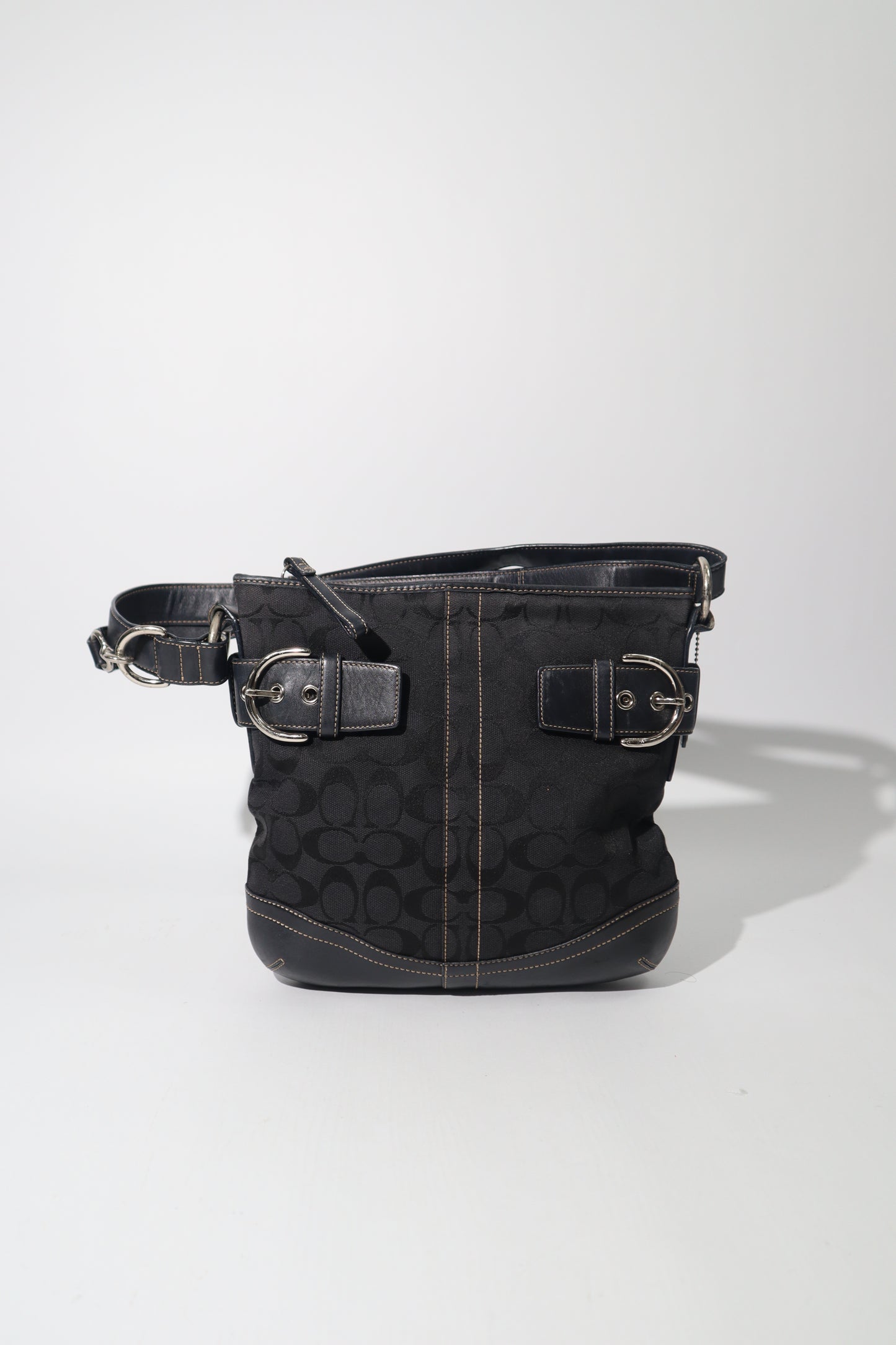 Vintage Authentic Coach Soho Signature Slim Jacquard Shoulder Bag in Black