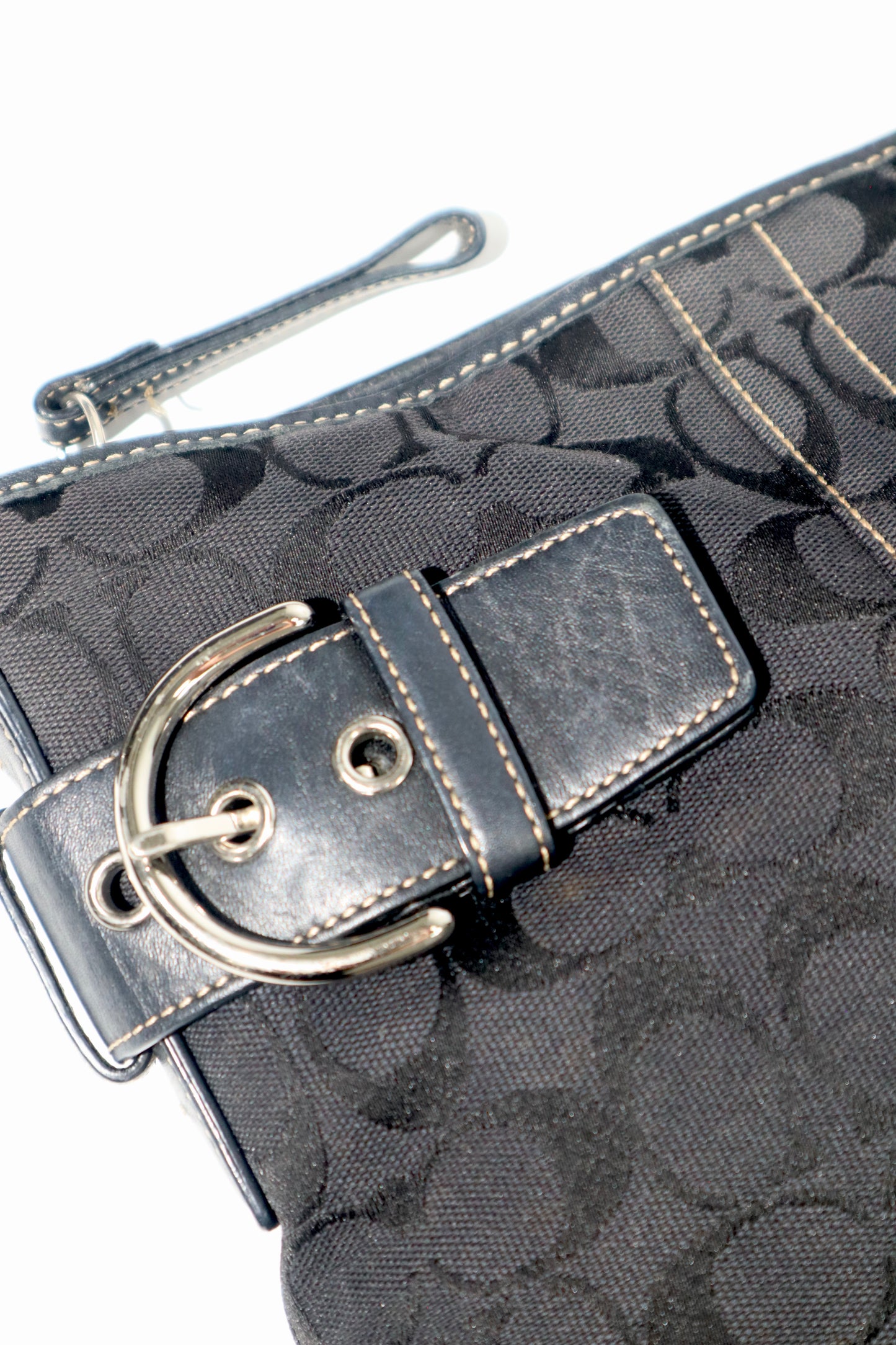 Vintage Authentic Coach Soho Signature Slim Jacquard Shoulder Bag in Black