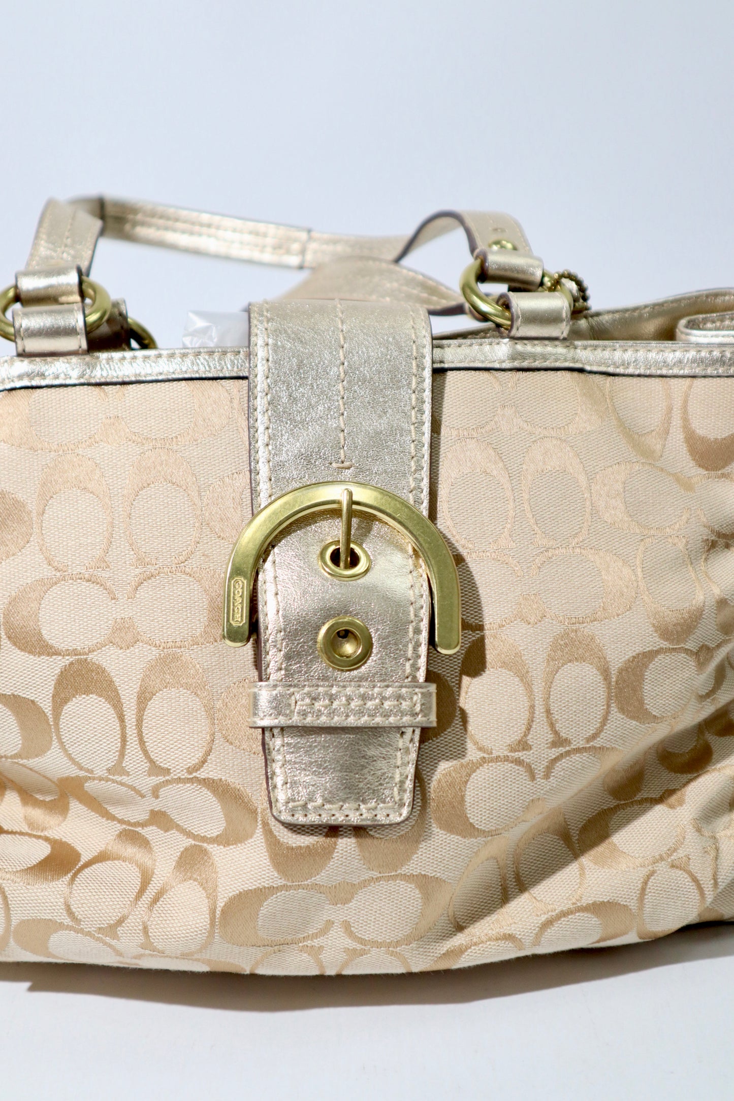 Vintage Coach Soho F18750 Tote Shoulder Bag in Beige & Gold