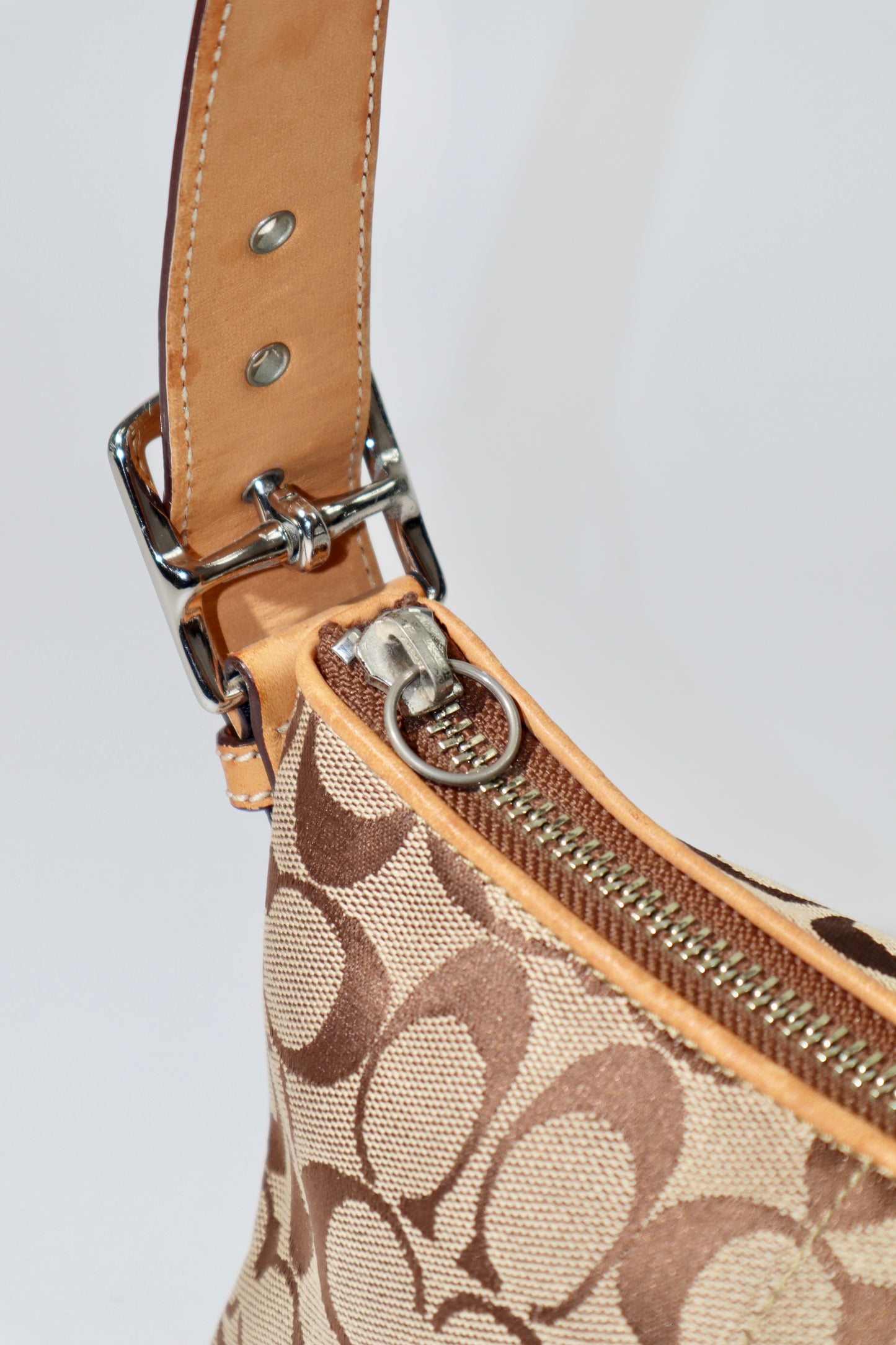Coach Vintage 2005 Baguette Shoulder Bag in Classic Brown