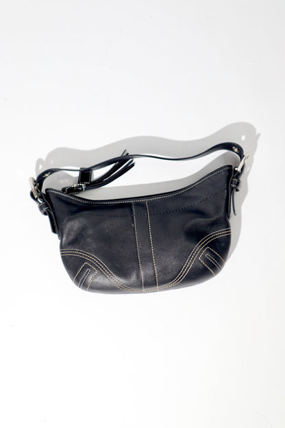 Vintage Coach Mini Shoulder Bag in Black Leather - 8A01