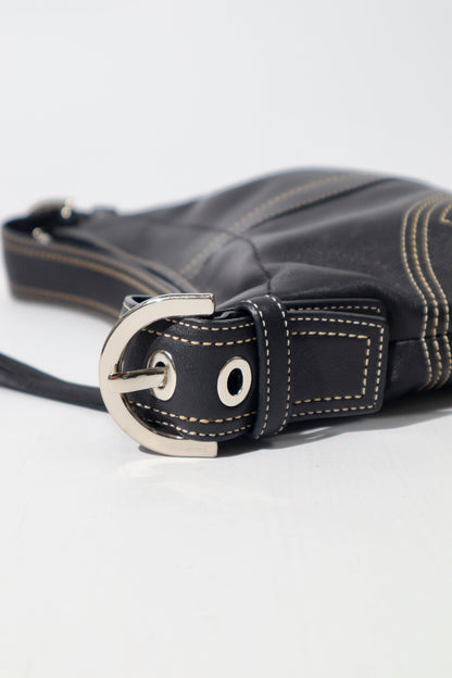 Vintage Coach Mini Shoulder Bag in Black Leather - 8A01
