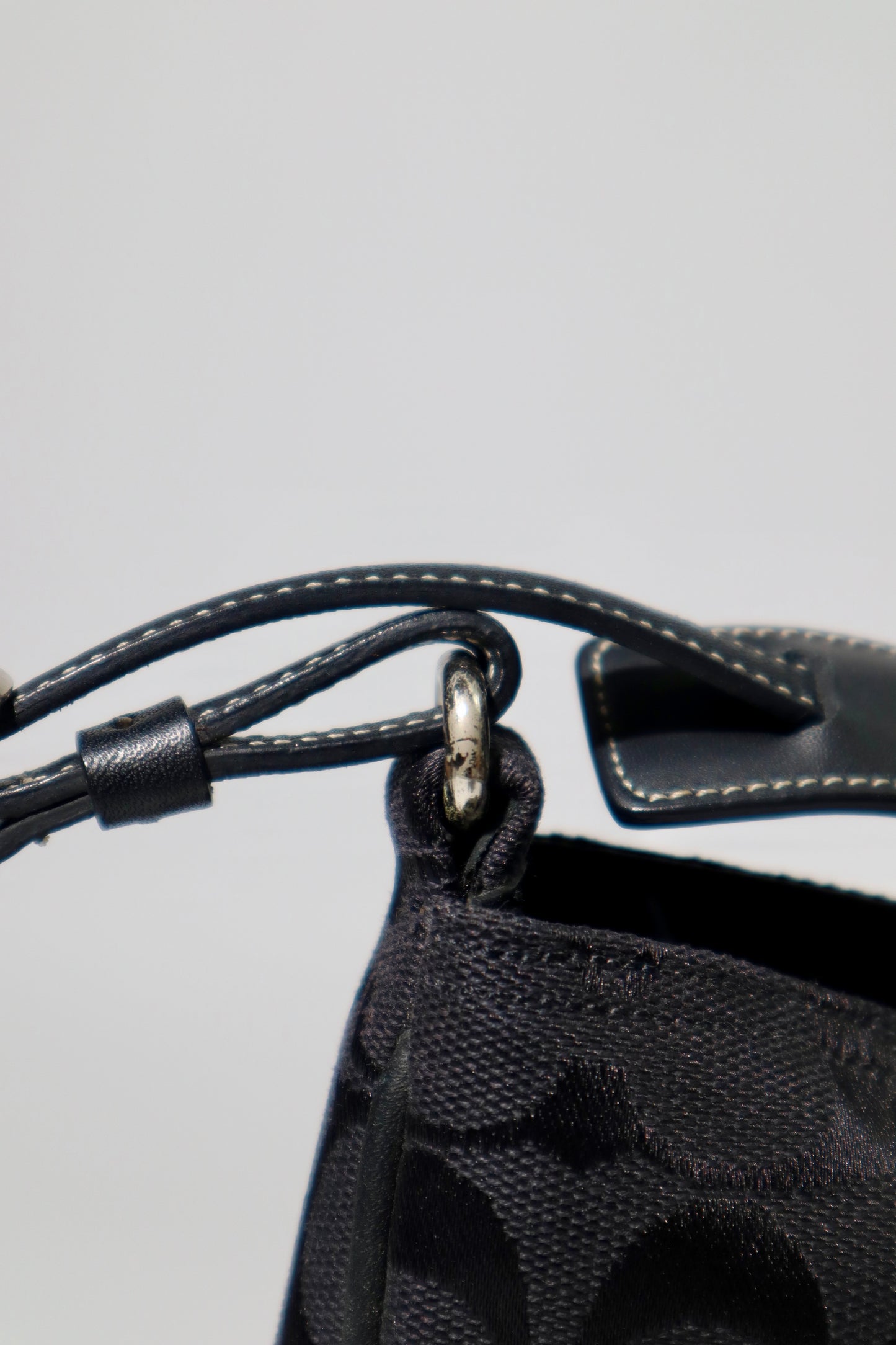 Vintage Coach Hampton Clip Shoulder Bag (6091)