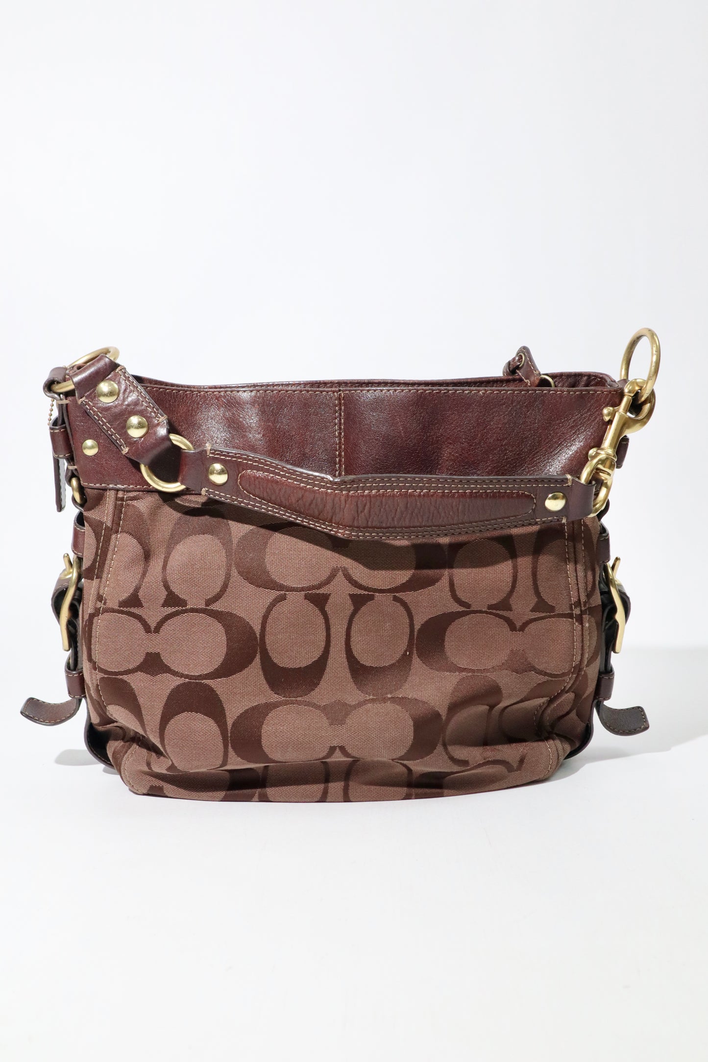 Vintage Coach Shoulder Bag in Chocolate Brown - 12674 (Large)