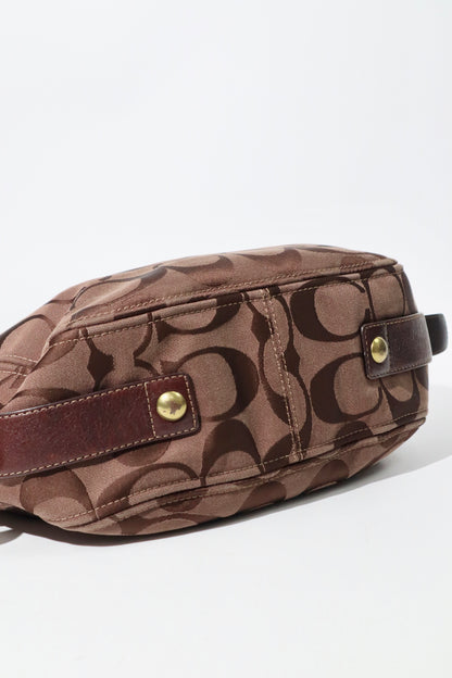 Vintage Coach Shoulder Bag in Chocolate Brown - 12674 (Large)
