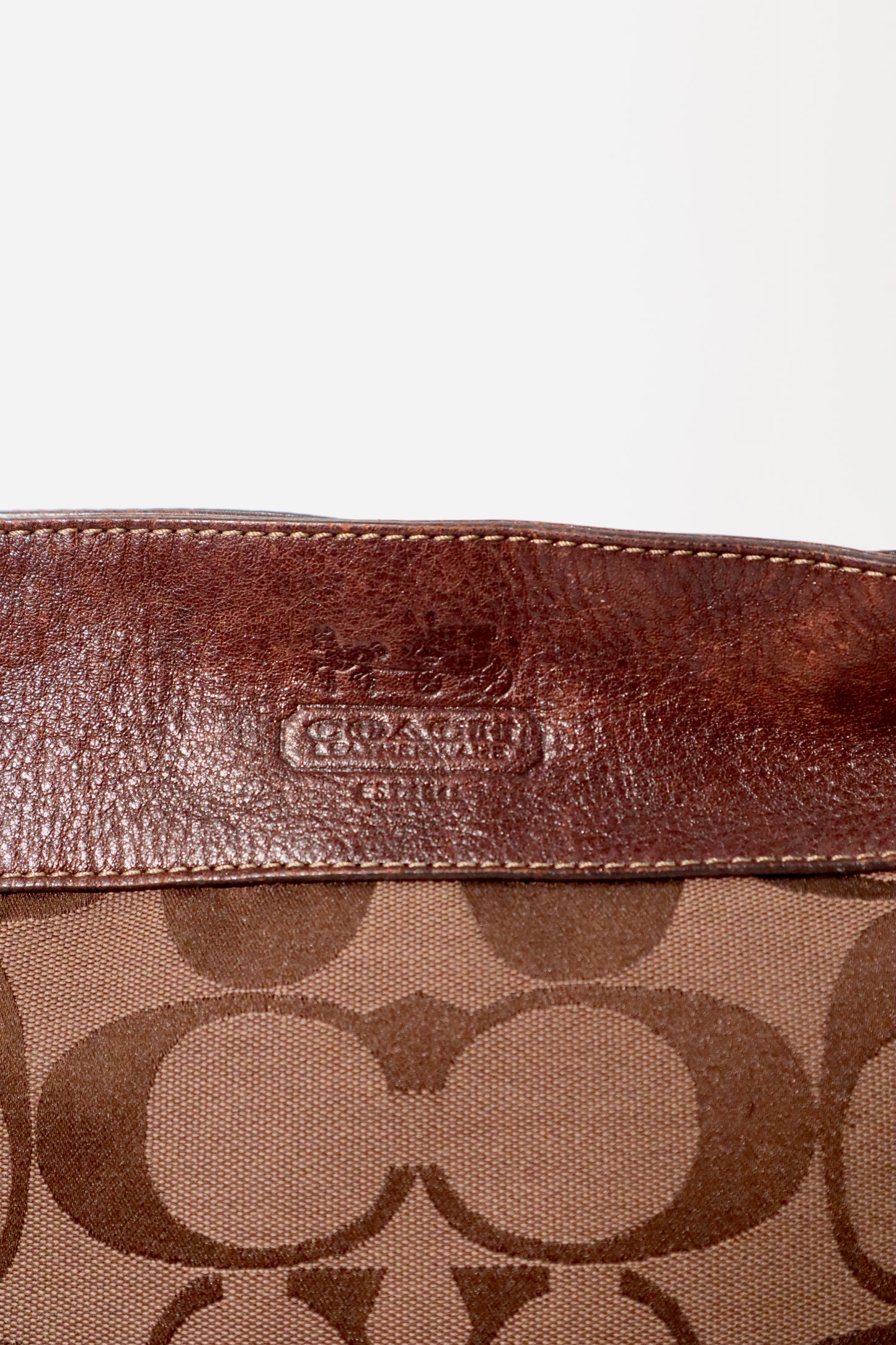 Vintage Coach Shoulder Bag in Chocolate Brown - 12674 (Large)