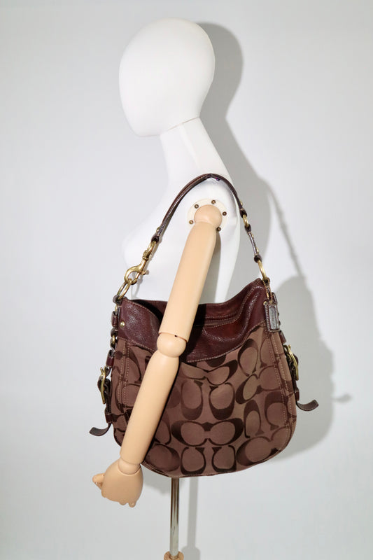 Vintage Coach Shoulder Bag in Chocolate Brown - 12674 (Large)