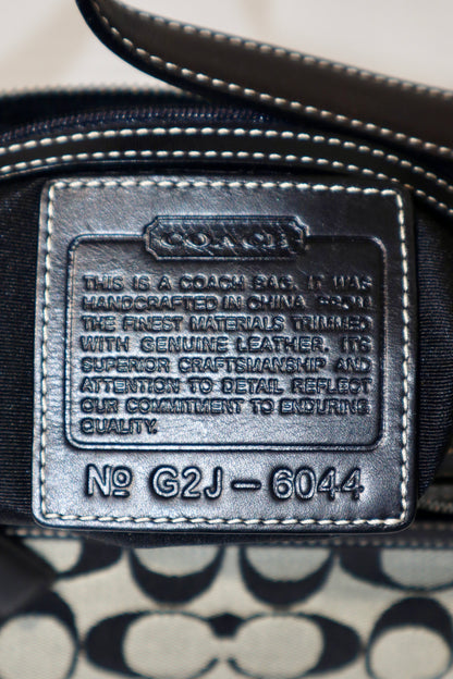 Vintage Coach Signature Shoulder Bag in Black/Grey (6044)