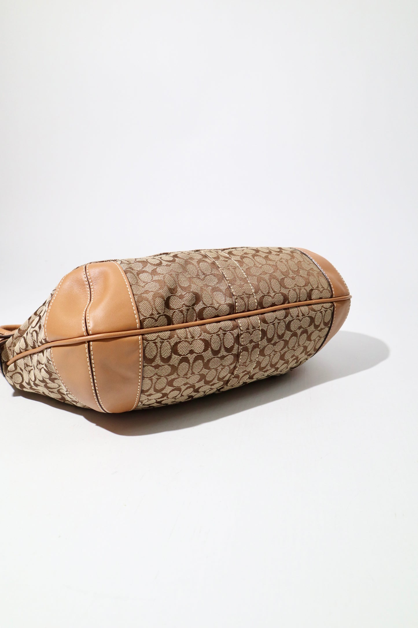 Coach Signature Ergo Hobo in Brown with Front Pocket (10772)