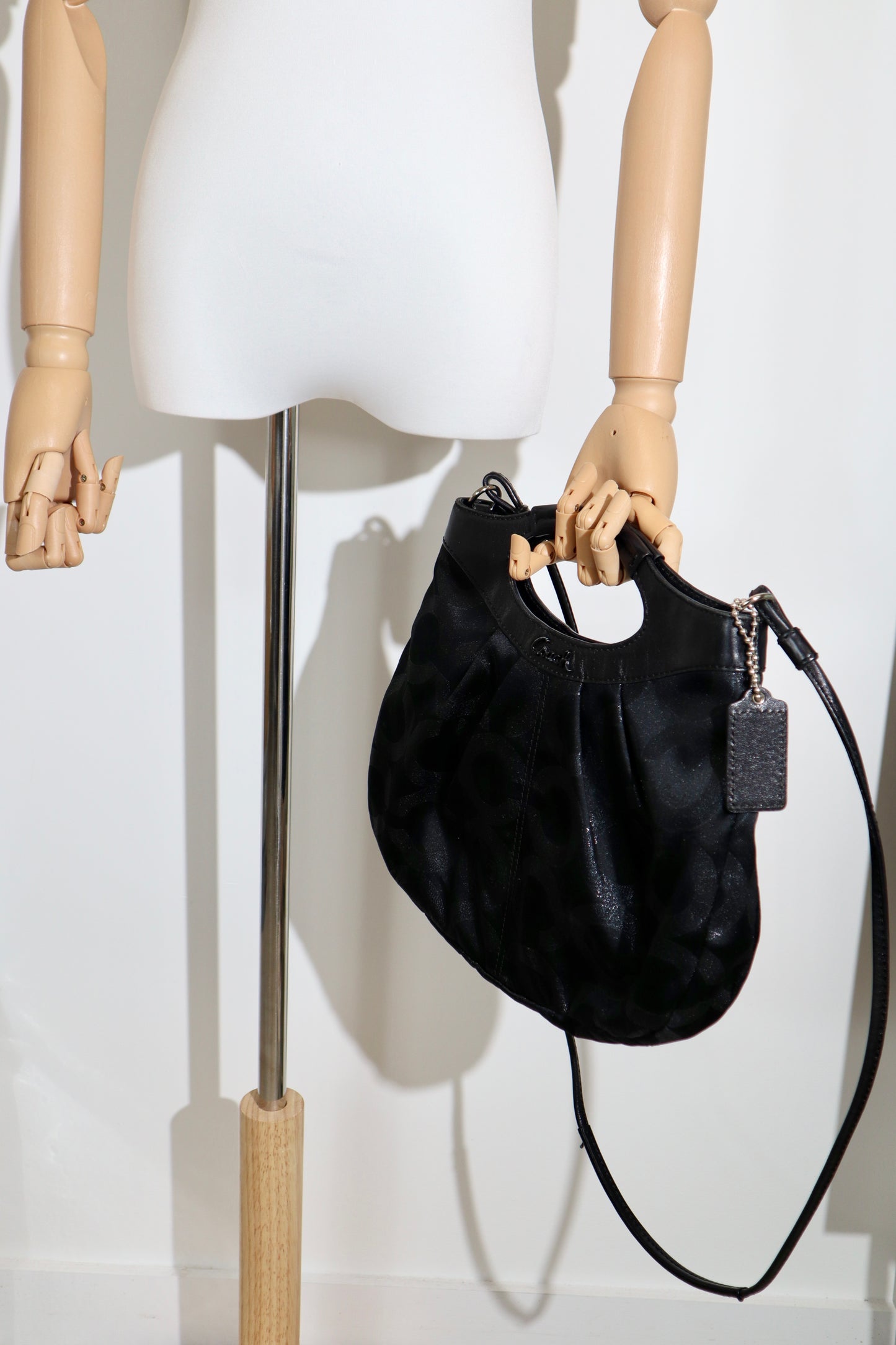 Vintage Coach Black Signature Handle Clutch Bag (14057)