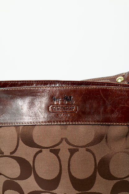 Vintage Coach Zoe Schultertasche in Schokoladenbraun - 12657