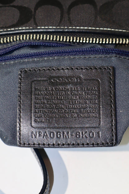 Coach Vintage 2004 Baguette Shoulder Bag in Black - 8K01