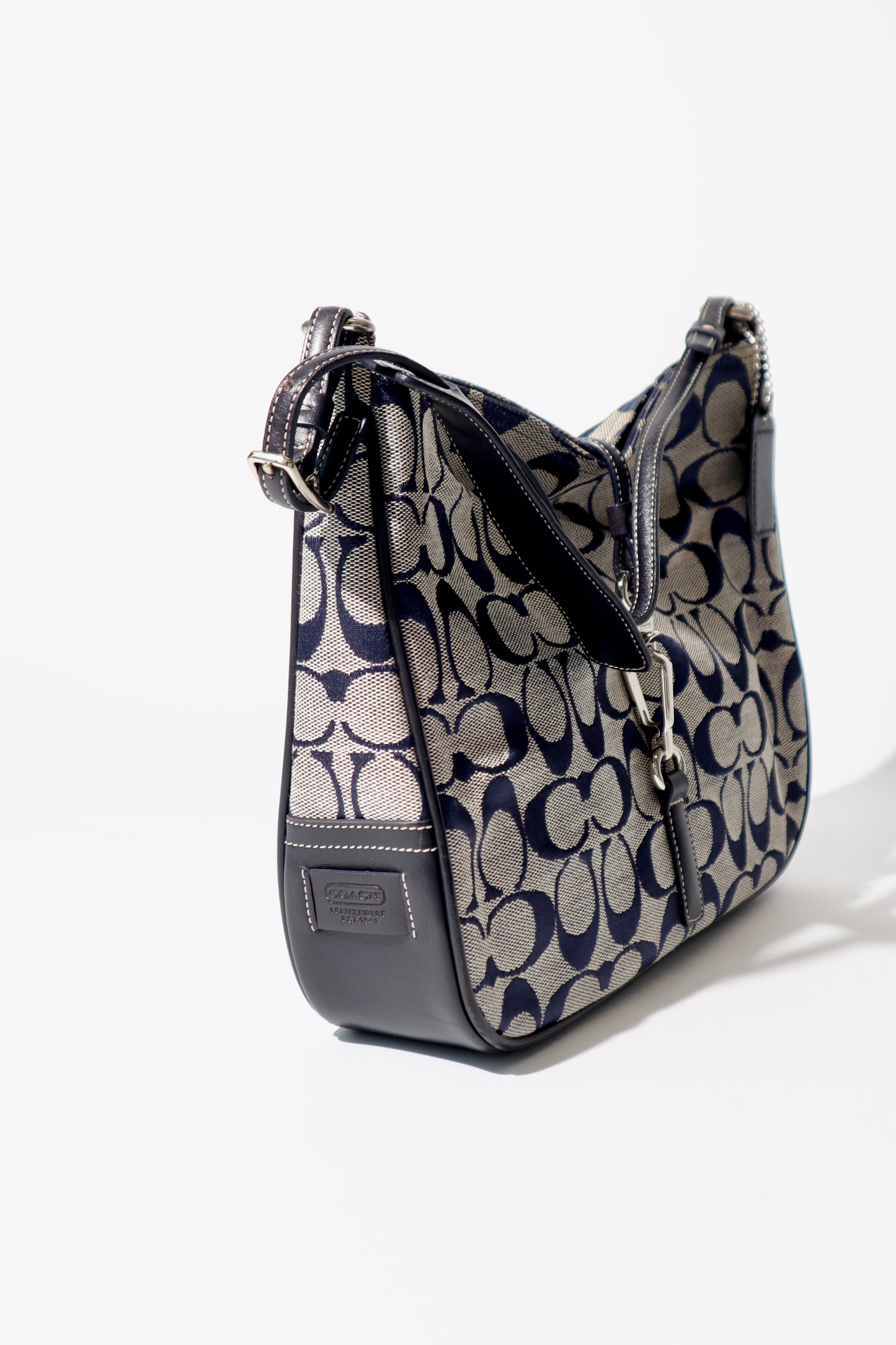 Vintage Coach Hampton Clip Shoulder Bag in Navy (6091)
