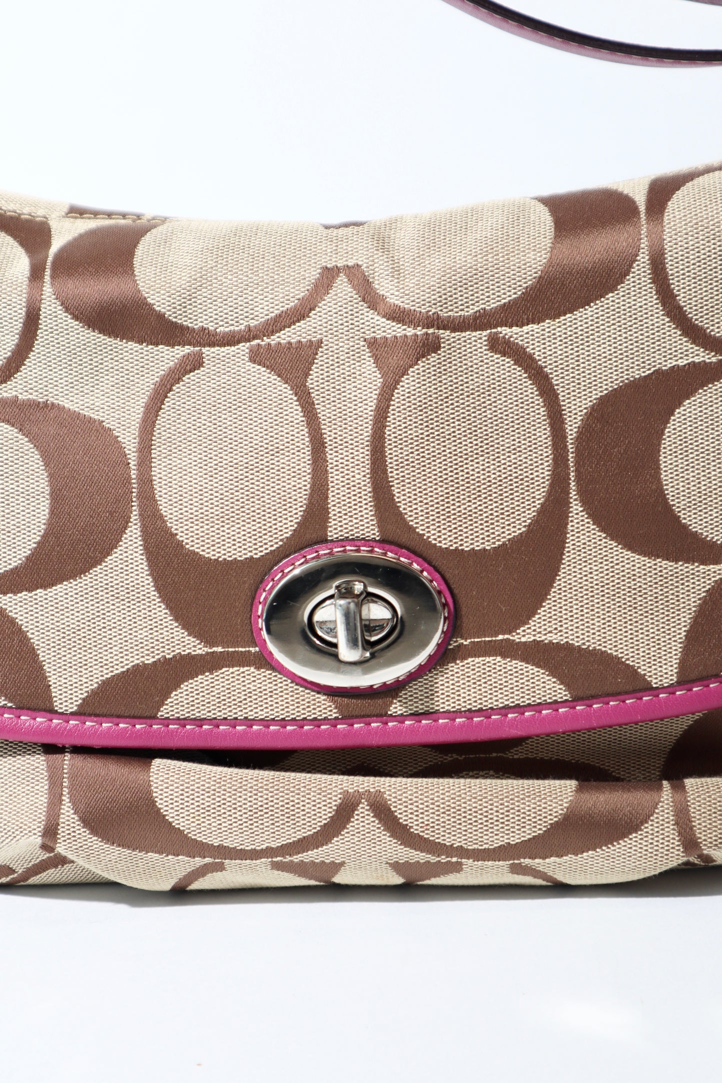 Coach Signature Canvas Crossbody with Turnlock - F15171