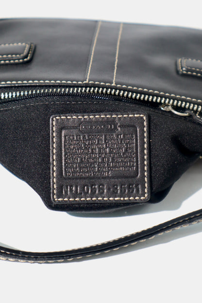 Vintage Coach 2005 Mini Belt Shoulder Bag in Black Leather - 3551