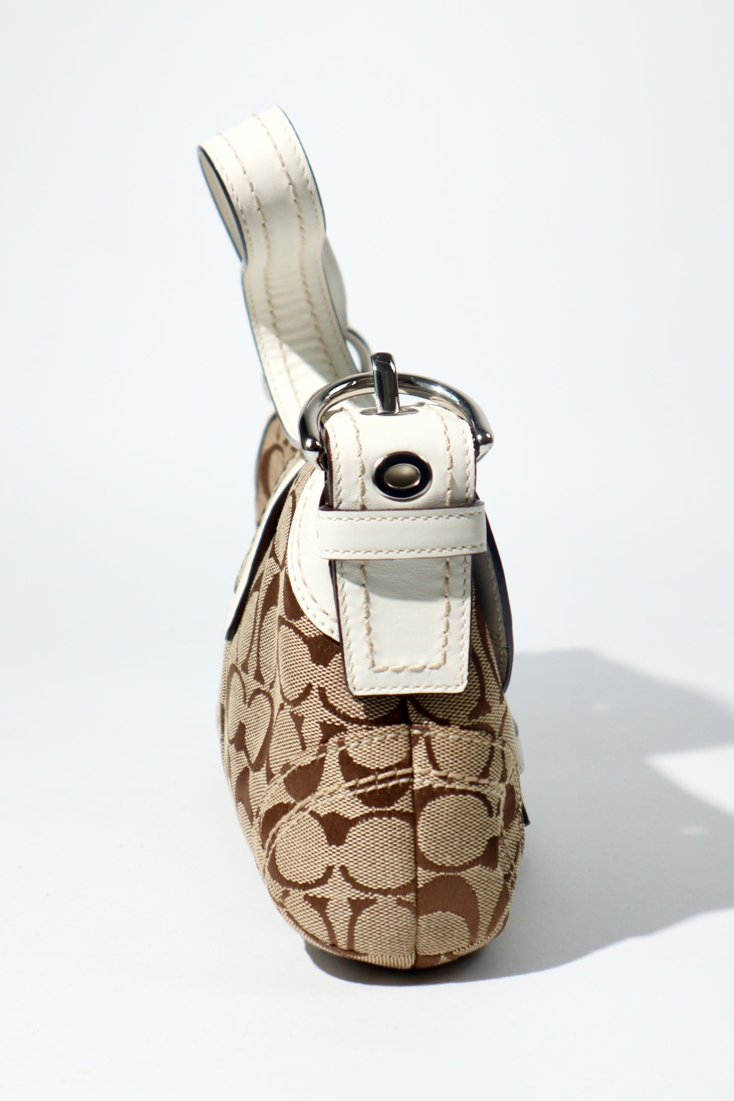 Vintage Coach 2005 Signature Soho White Belt Shoulder Bag - 10296