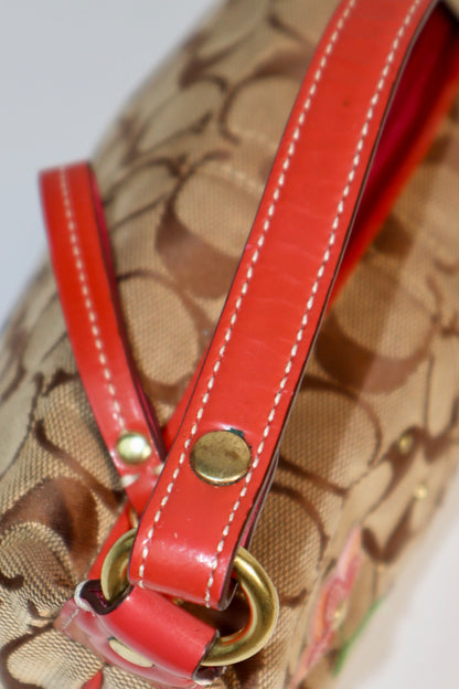 Coach Mini Flower Pochette in Red - 41103