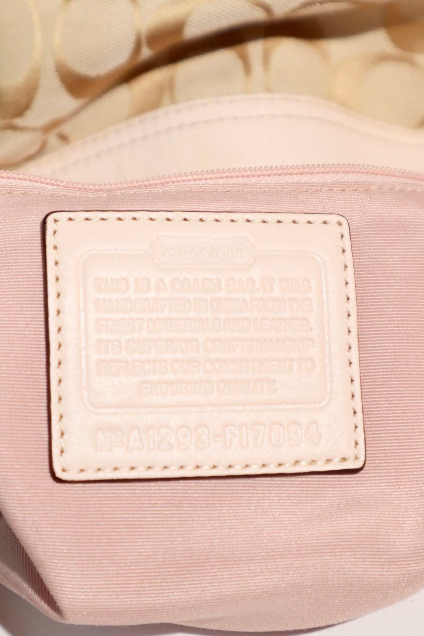 Vintage Coach Soho Shoulder Bag in with Pink Leather Trim (F17094)