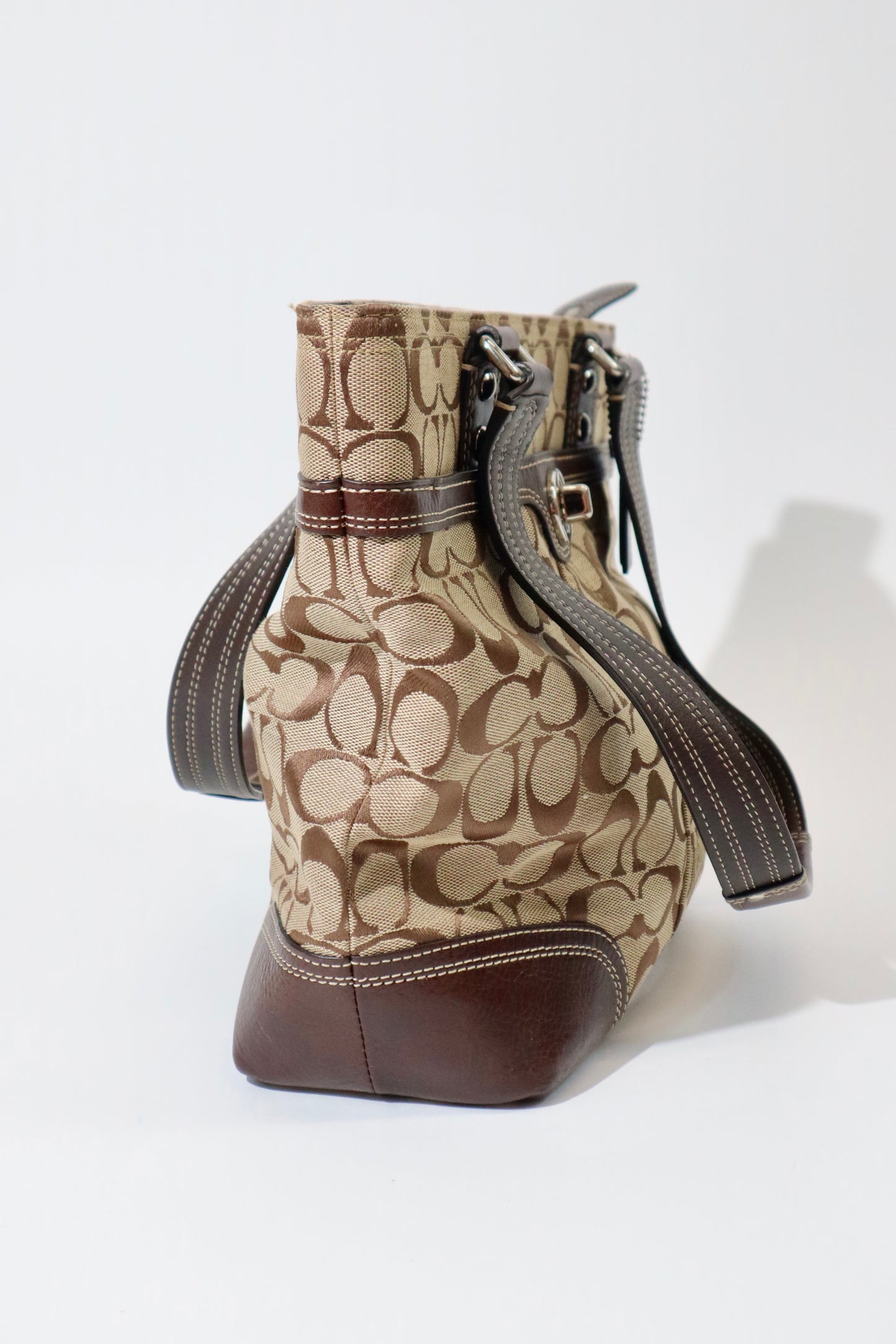 Coach Vintage Hampton Signature Shoulder Bag with Turnlock in Brown (style F13973)