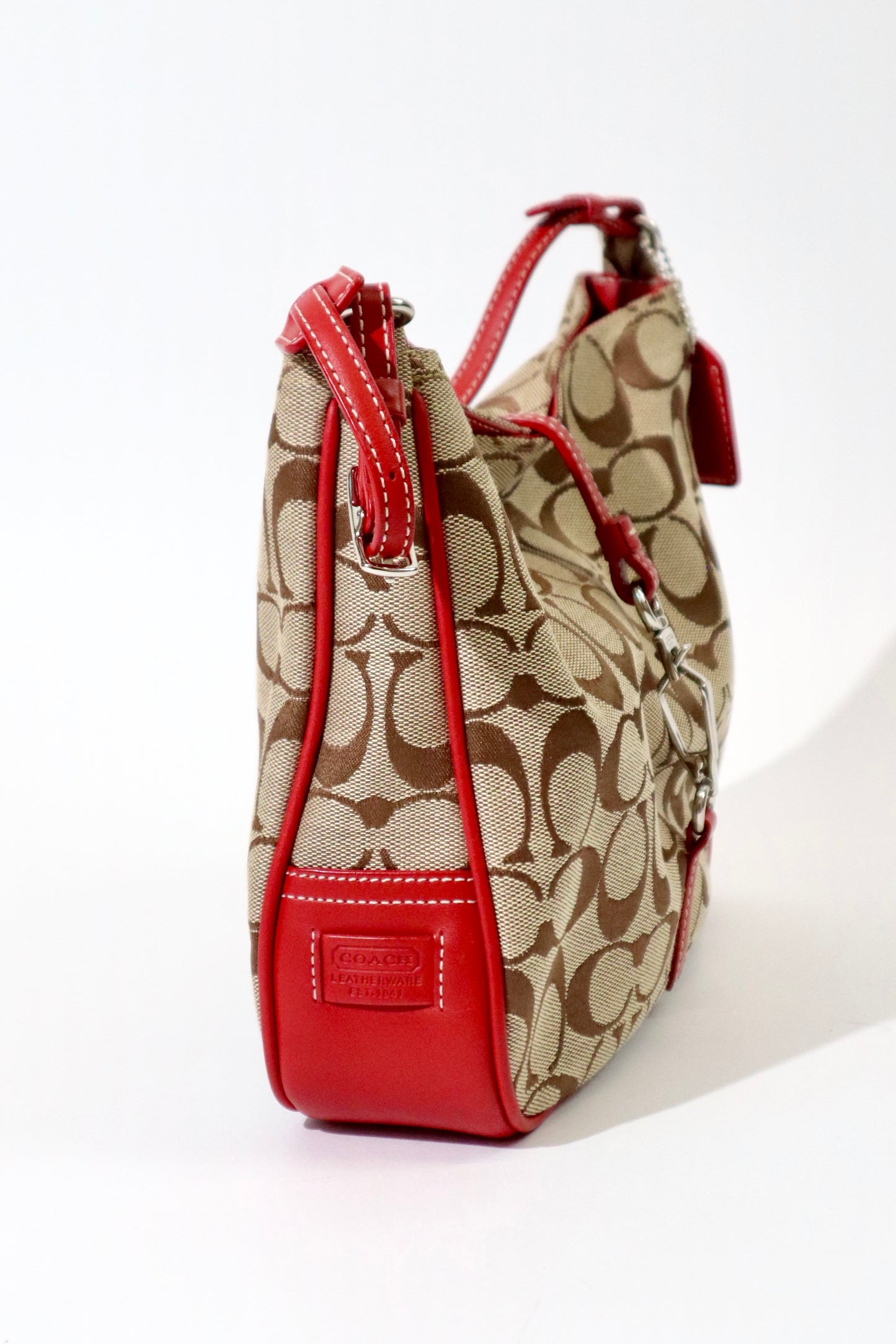 Vintage Coach Hampton Clip Shoulder Bag in Red (6091)