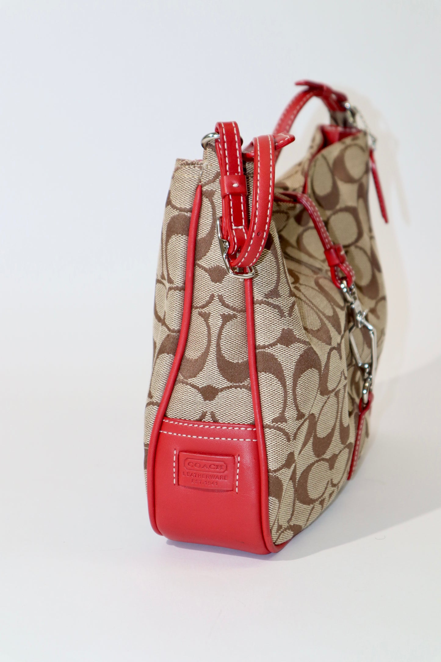 Vintage Coach Hampton Clip Shoulder Bag in Red (6091)