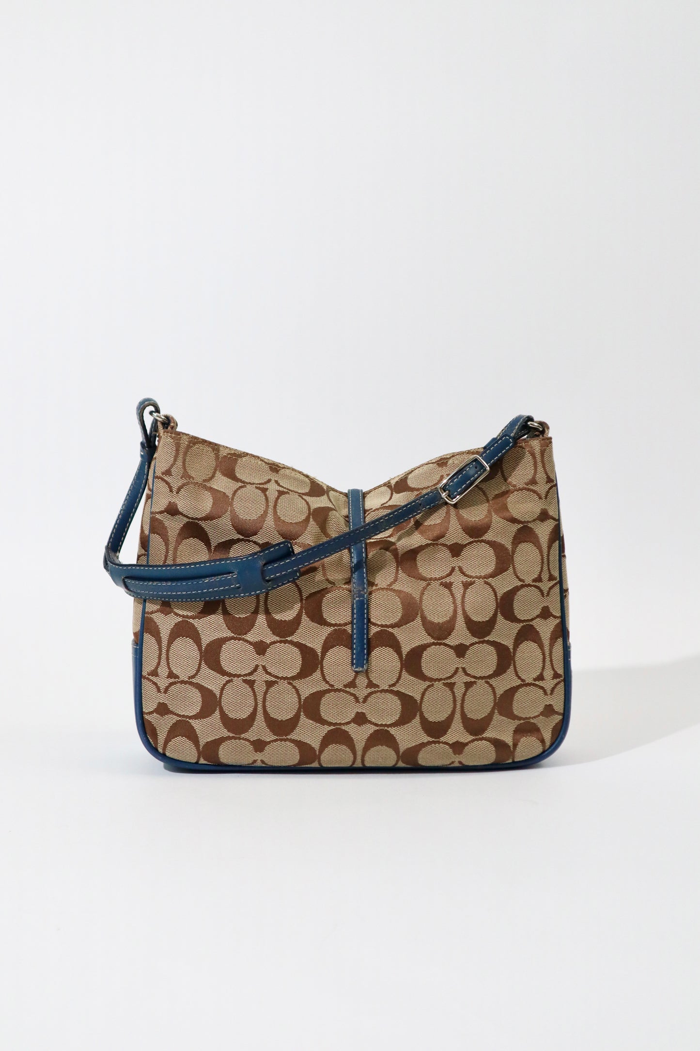 Vintage Coach Hampton Clip Shoulder Bag in Blue (6091)