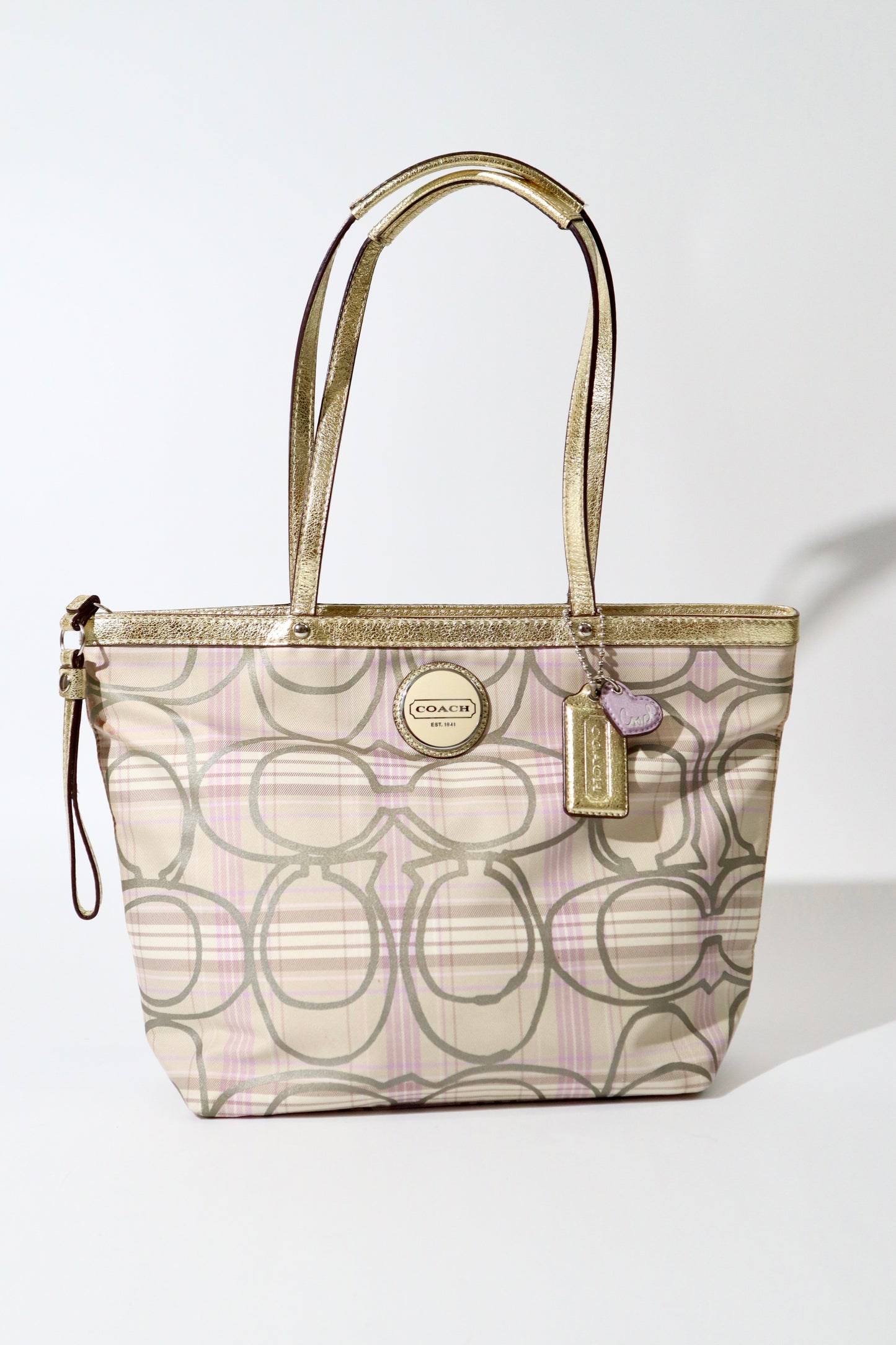 Coach Signature Tartan Plaid Tote – Style F17474
