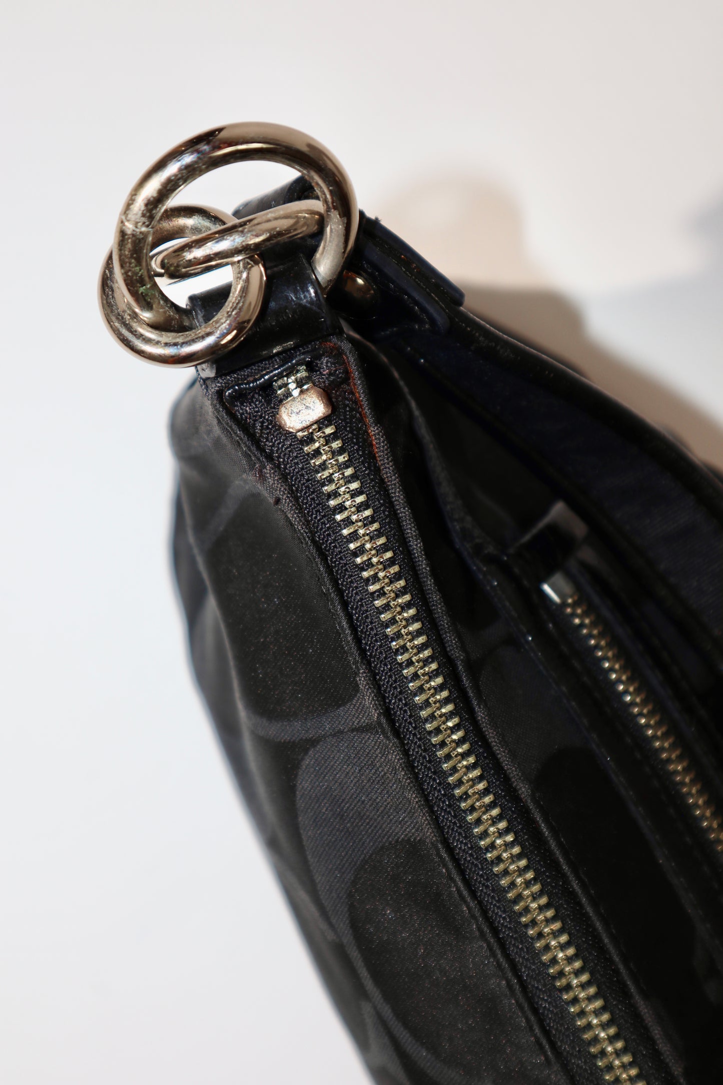 Coach Poppy Signature Canvas Shoulder Bag in Black - 14562