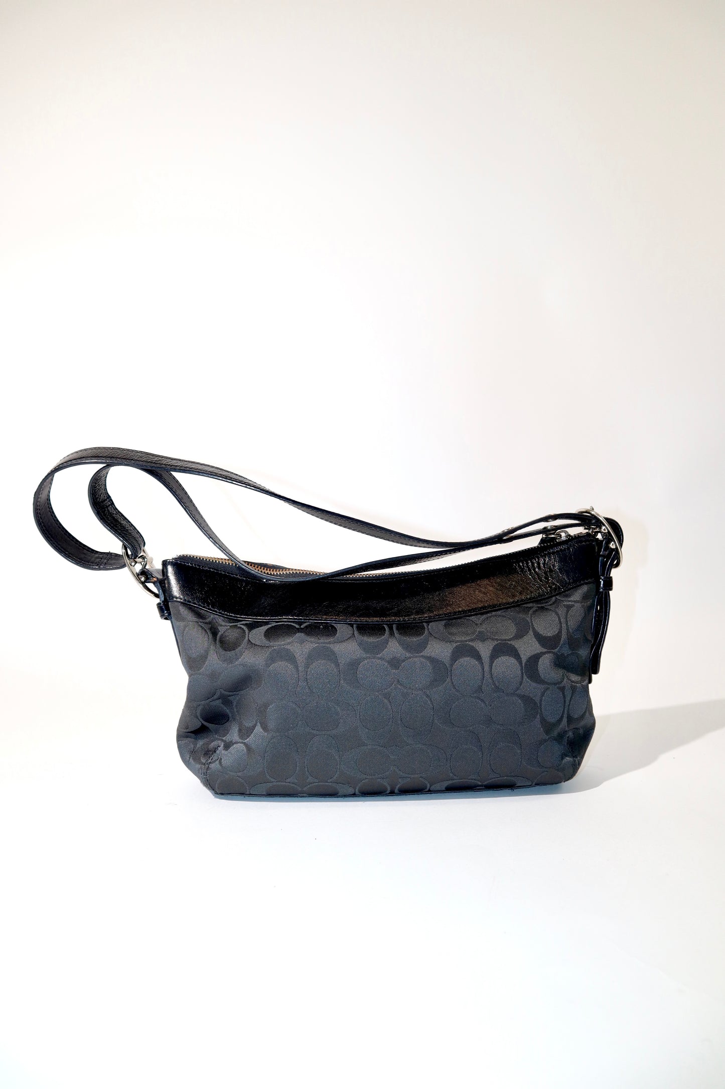 Coach Ashley Signature Satchel / Shoulder Bag – Signature Canvas – Style F15511