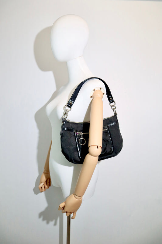 Coach Poppy Signature Canvas Shoulder Bag in Black - 14562