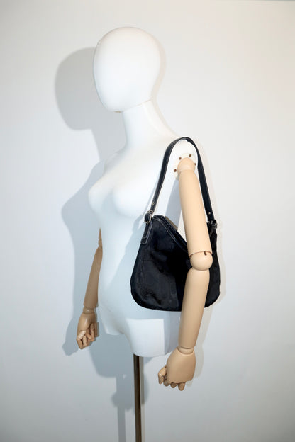 Vintage Coach Signature Hamptons Hobo Shoulder Bag (style 6845)