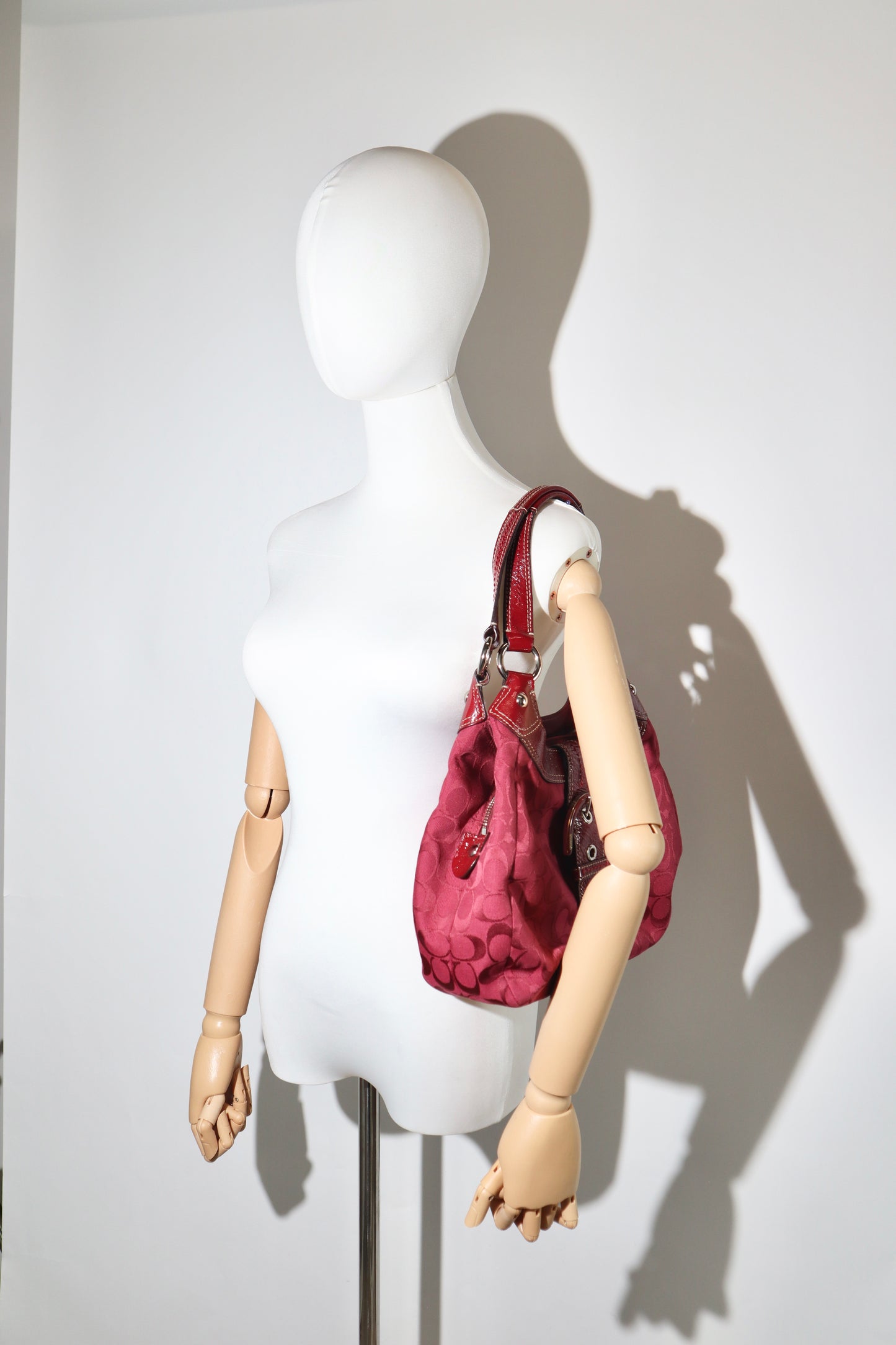 Coach Medium Soho Signature Hobo in cherry red (F17094)