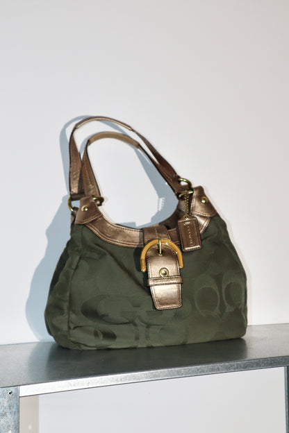Coach Medium Soho Signature Hobo in Kirschrot (F17094)
